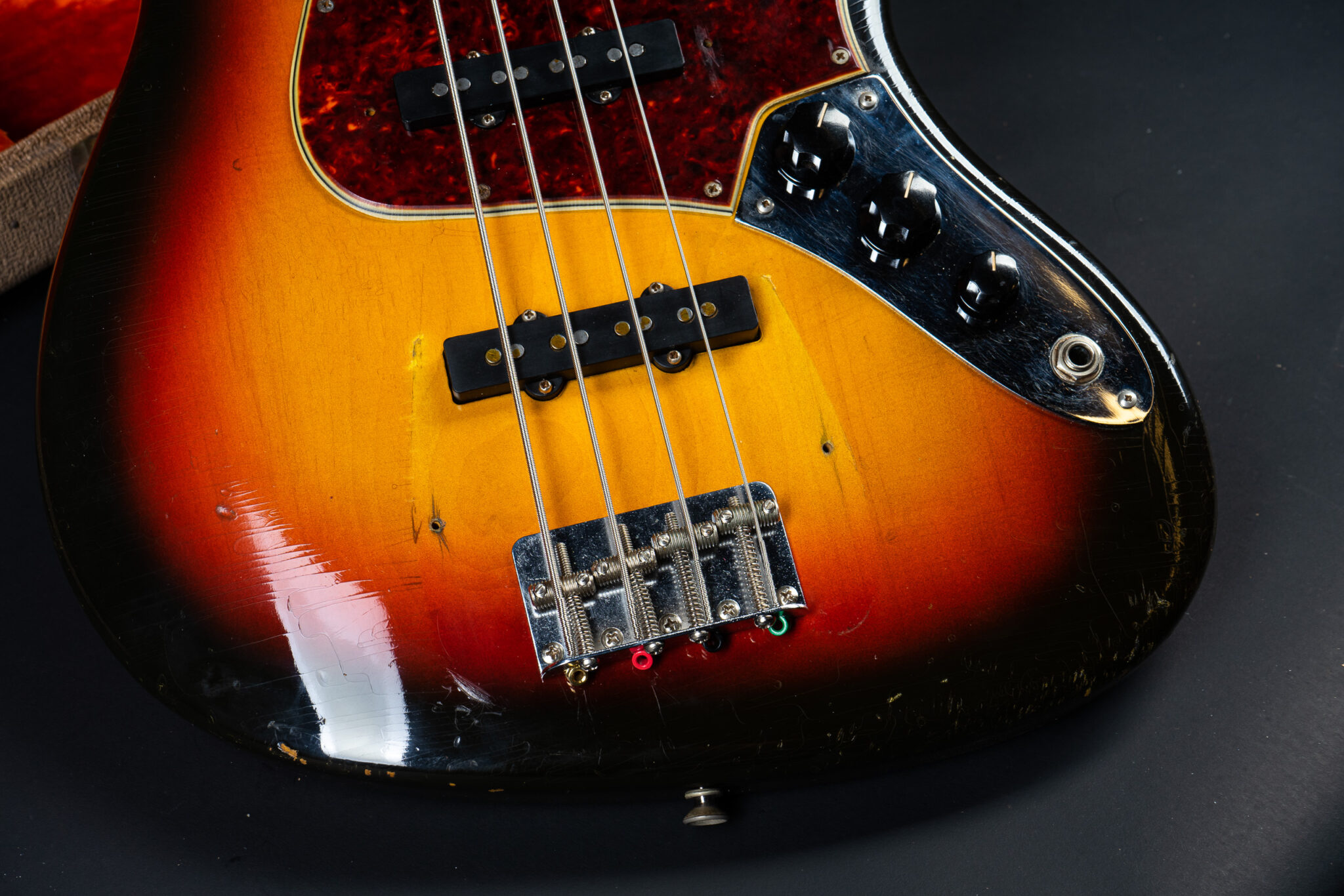 1965 Fender Jazzbass Sunburst …all 64 Specs Guitarpoint