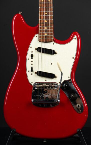 1965 Fender Mustang - Red
