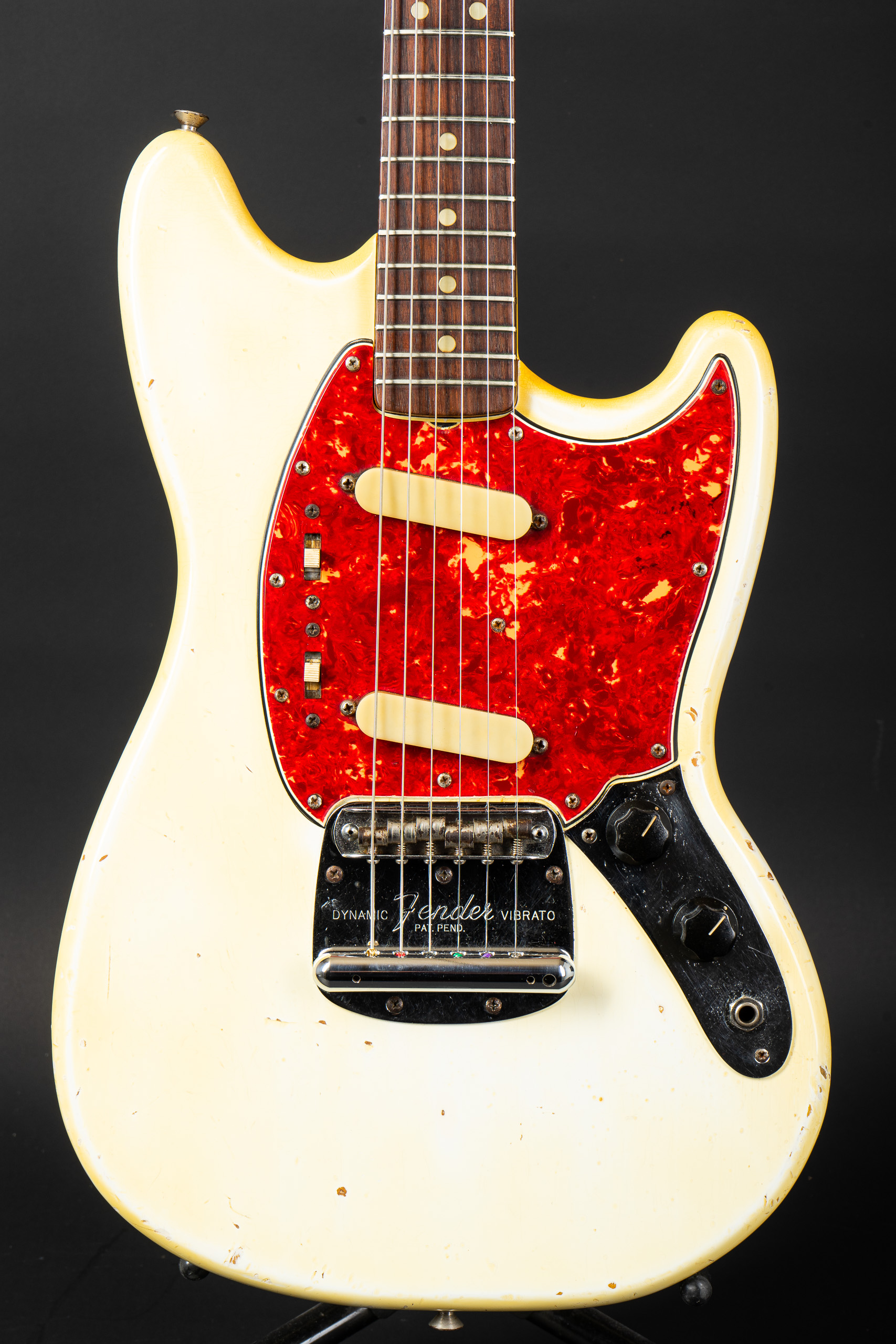 1965 fender mustang white electric guitar