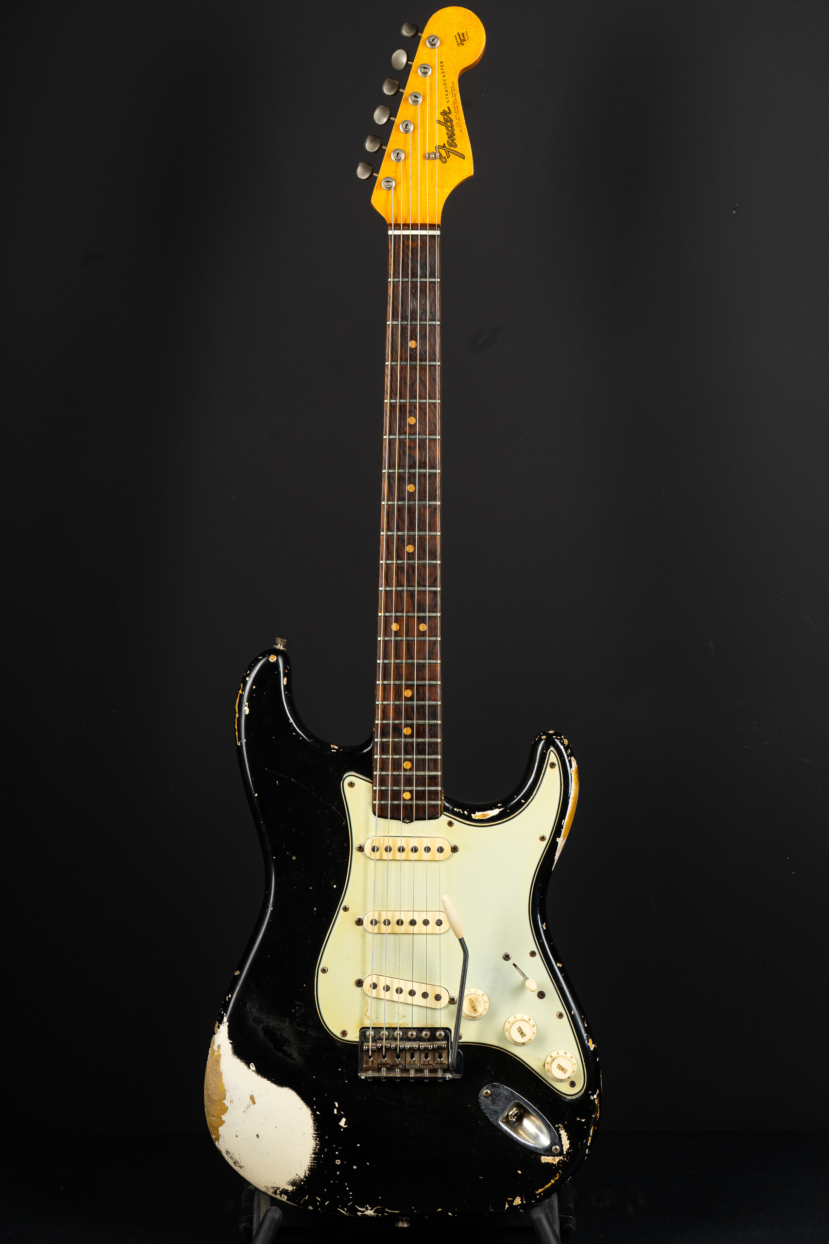 1965 Fender Stratocaster - Black - GuitarPoint