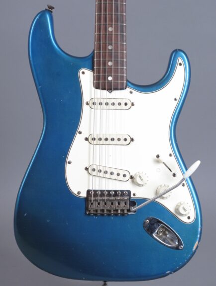 1965 Fender Stratocaster - Lake Placid Blue ---only 3.12kg !!!
