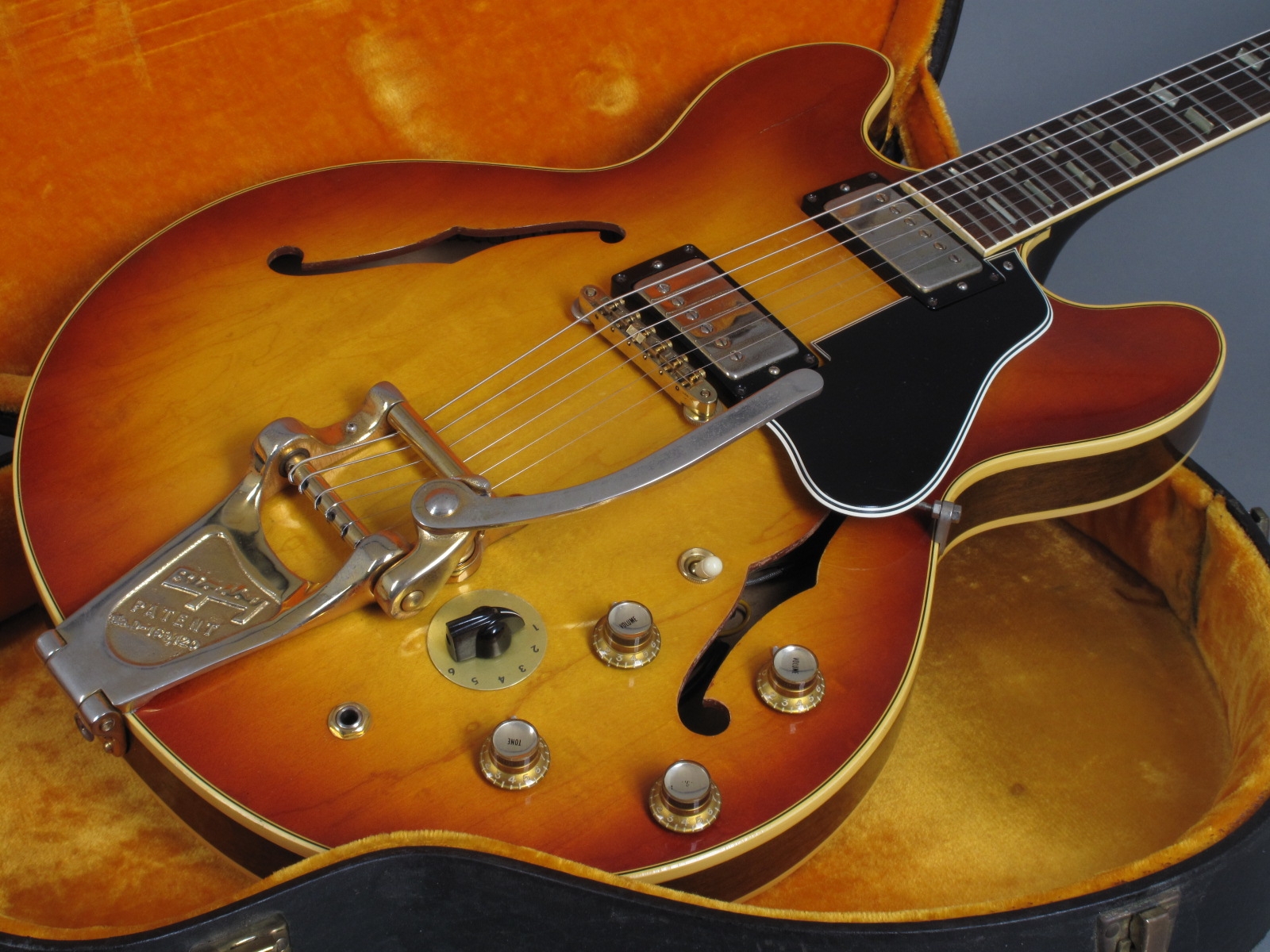 1965 Gibson ES-345 TDSV – Sunburst …wide neck! – GuitarPoint