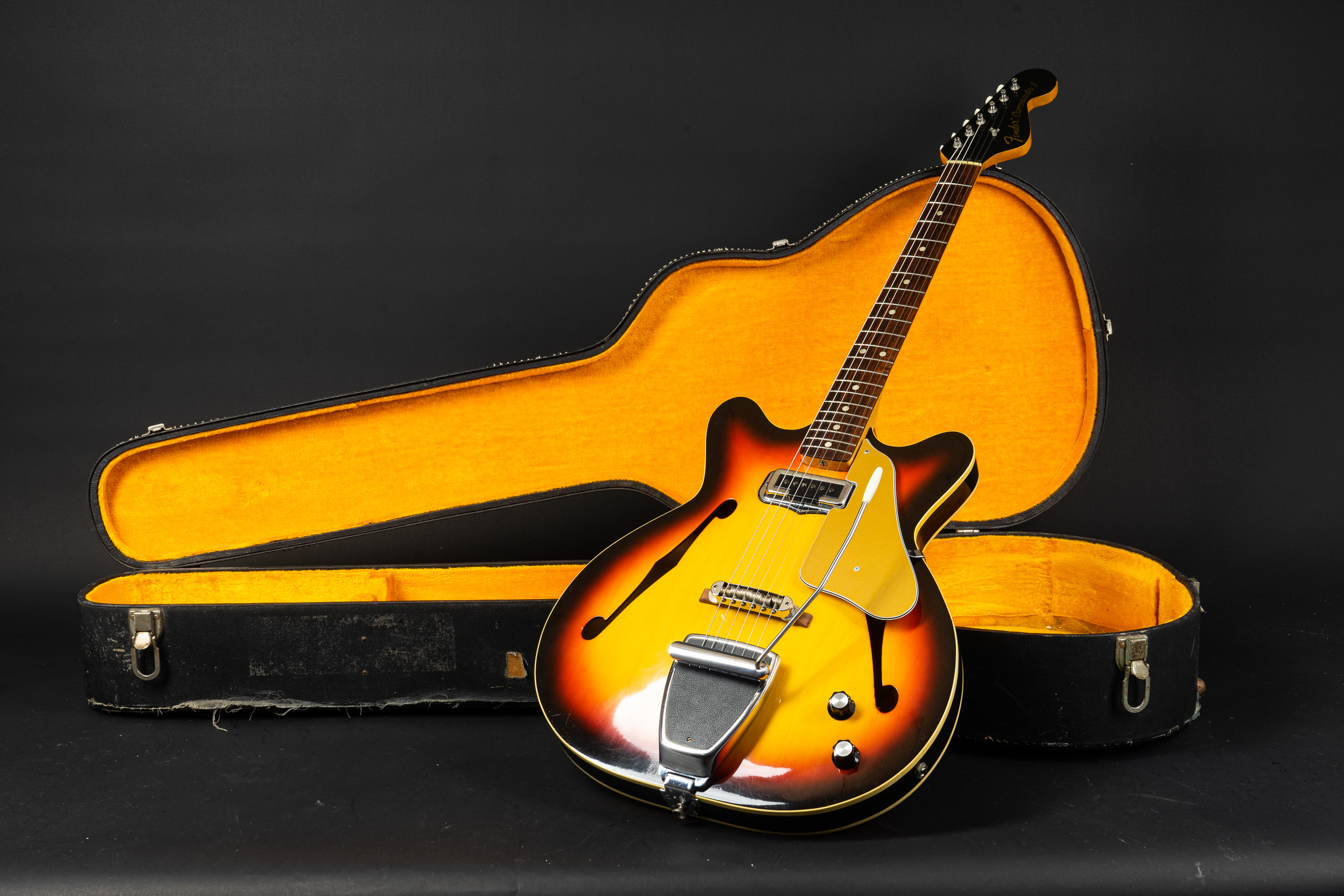 1966 Fender Coronado I - Sunburst - GuitarPoint