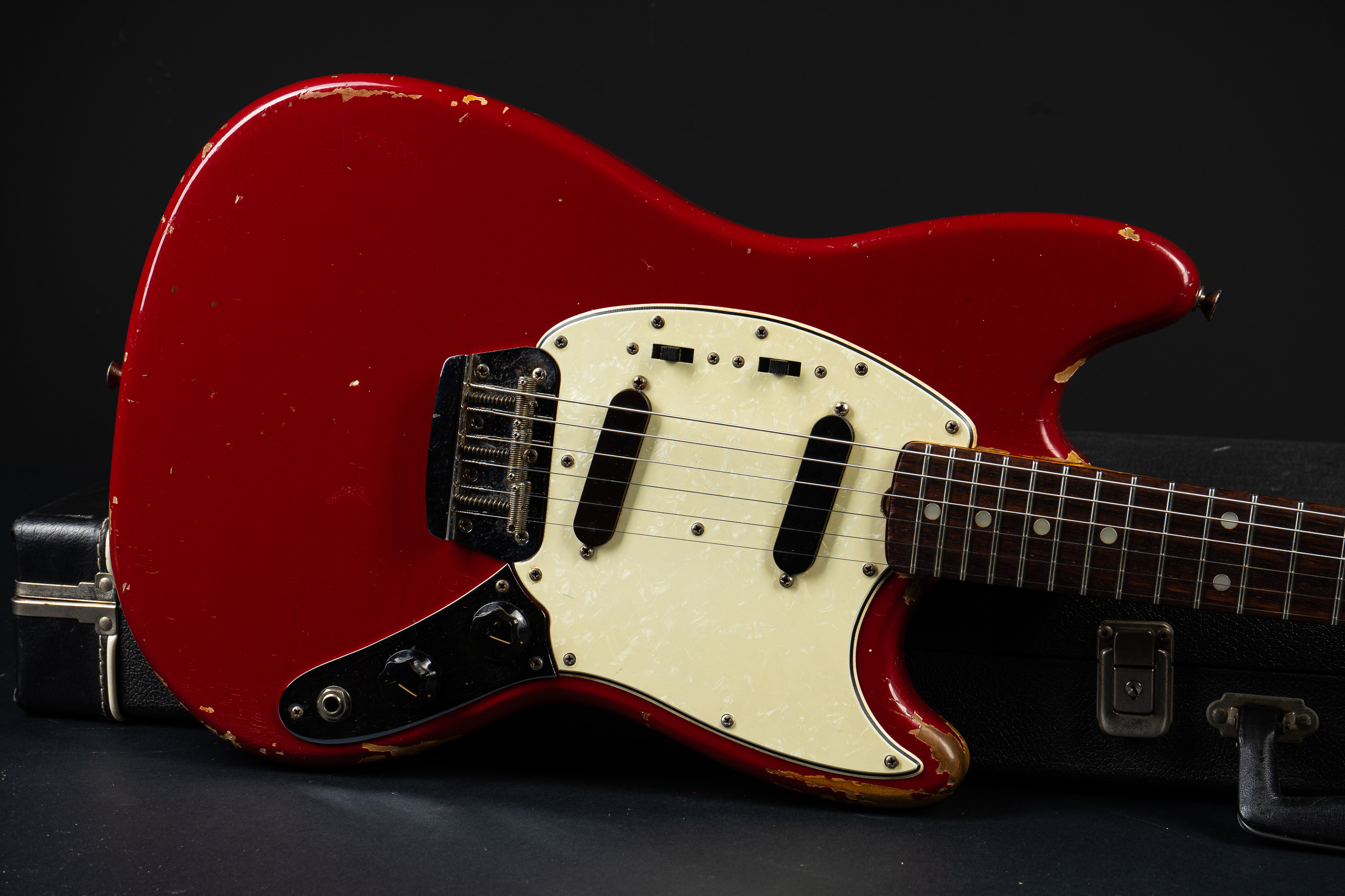 本日限定値下げ　Fender Duo sonic 1966 Fender Duo Sonic – Red – GuitarPoint