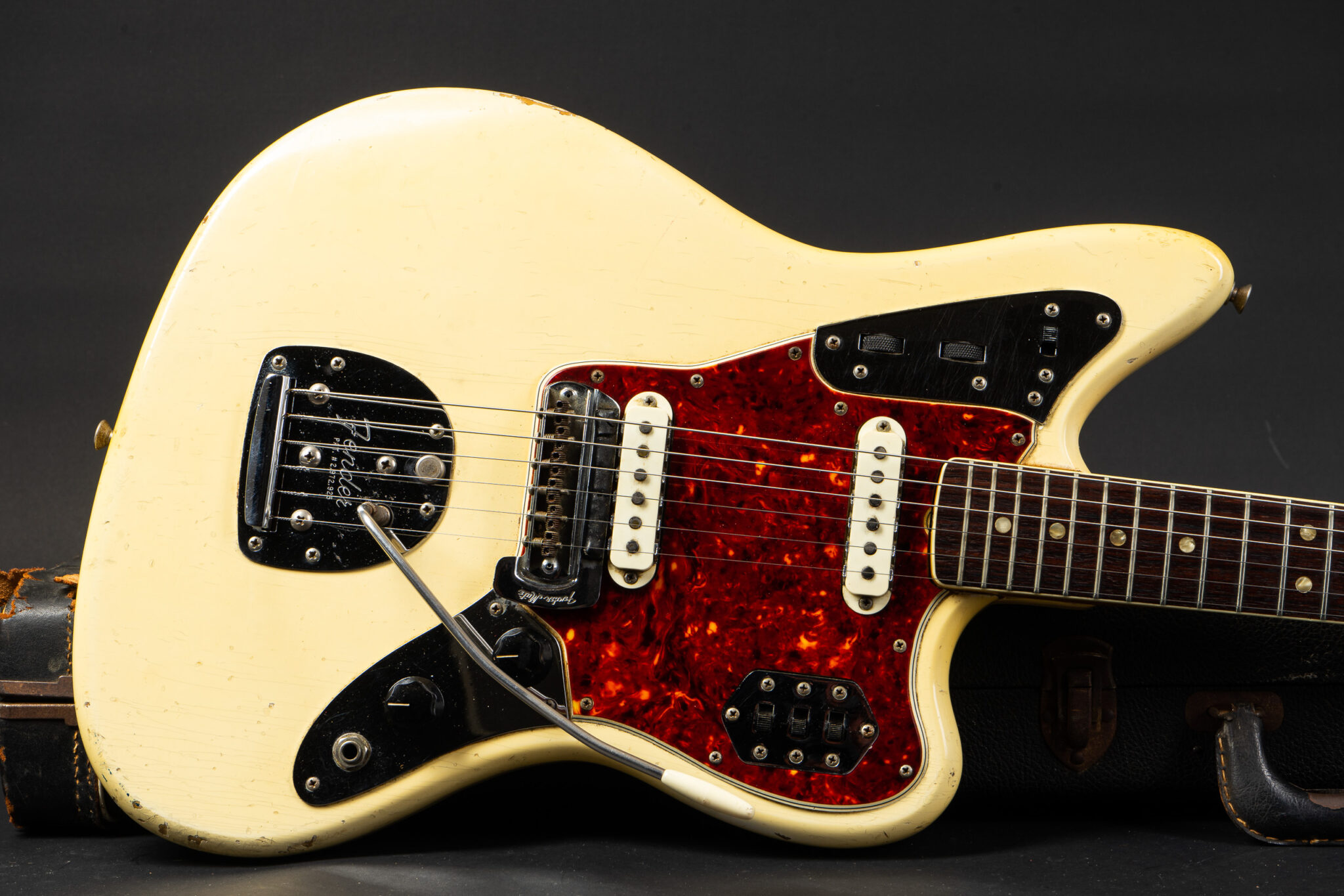 yellow fender jaguar