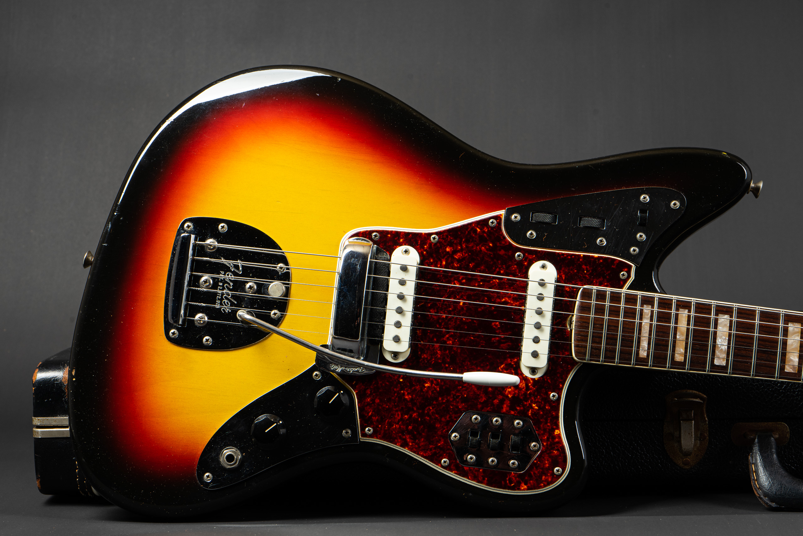 1966 Fender Jaguar - Sunburst - GuitarPoint