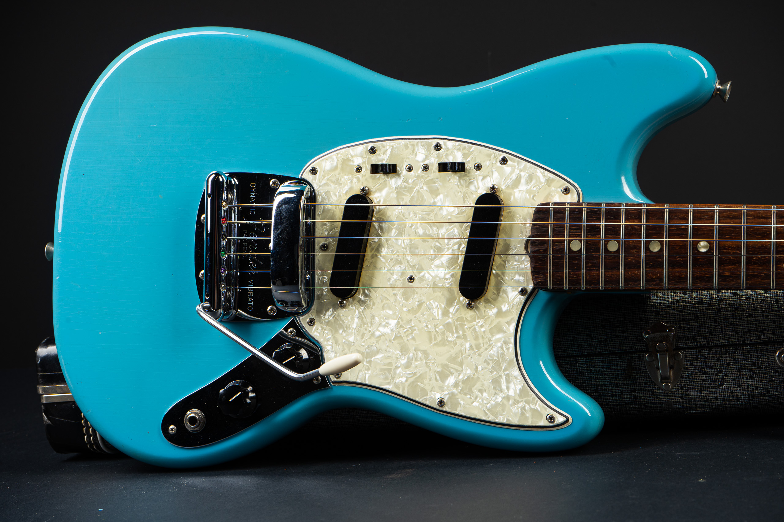 1966-Fender-Mustang-Blue-