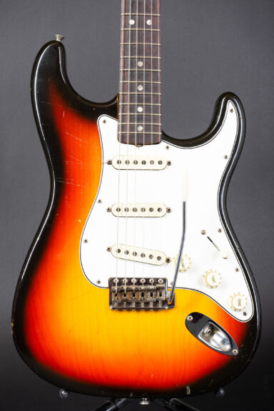 1966 Fender Stratocaster - Sunburst