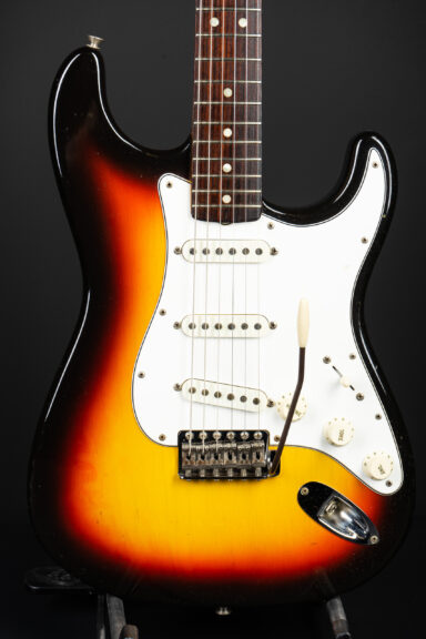 1966 Fender Stratocaster - Sunburst ...exc+