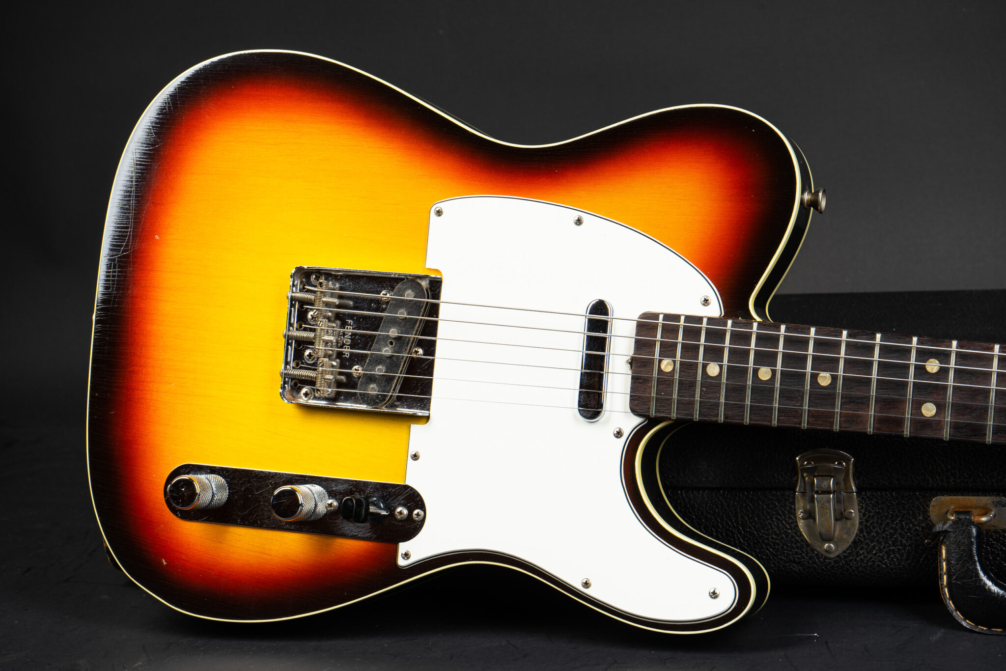 1966 Fender Telecaster Custom – Sunburst – GuitarPoint