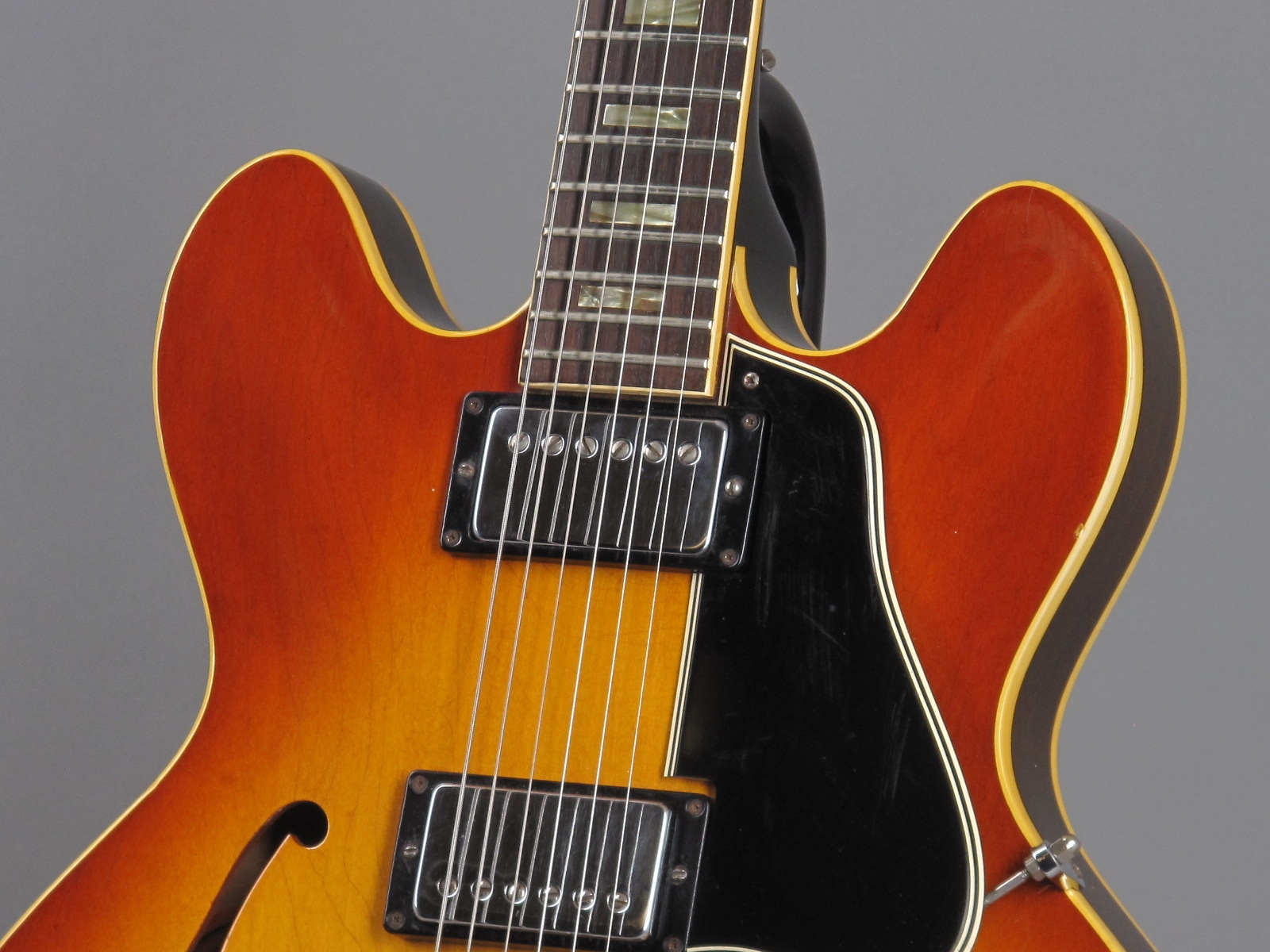 1966 Gibson ES-335 TD - Sunburst - GuitarPoint