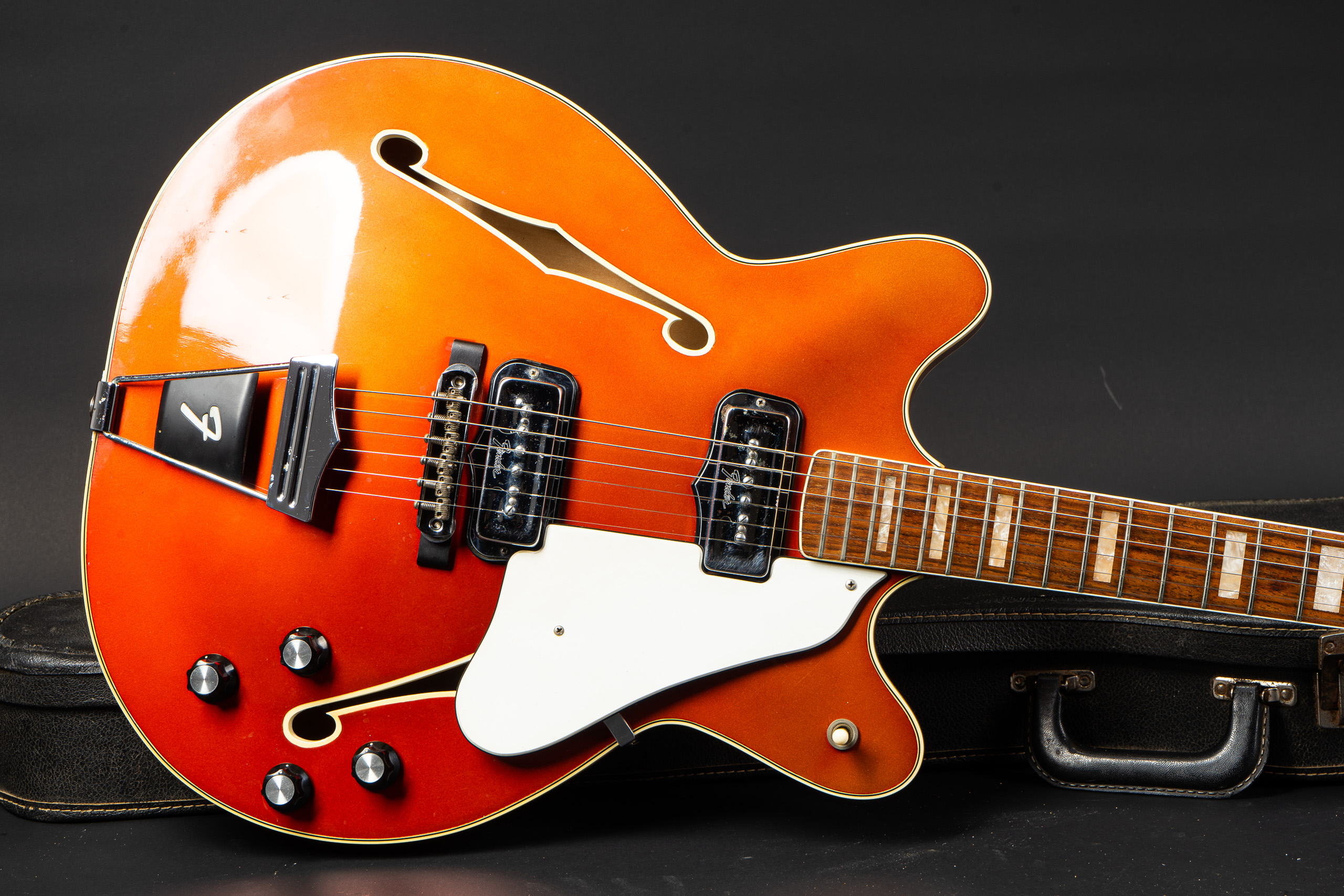 1967 Fender Coronado II - Candy Apple Red - GuitarPoint