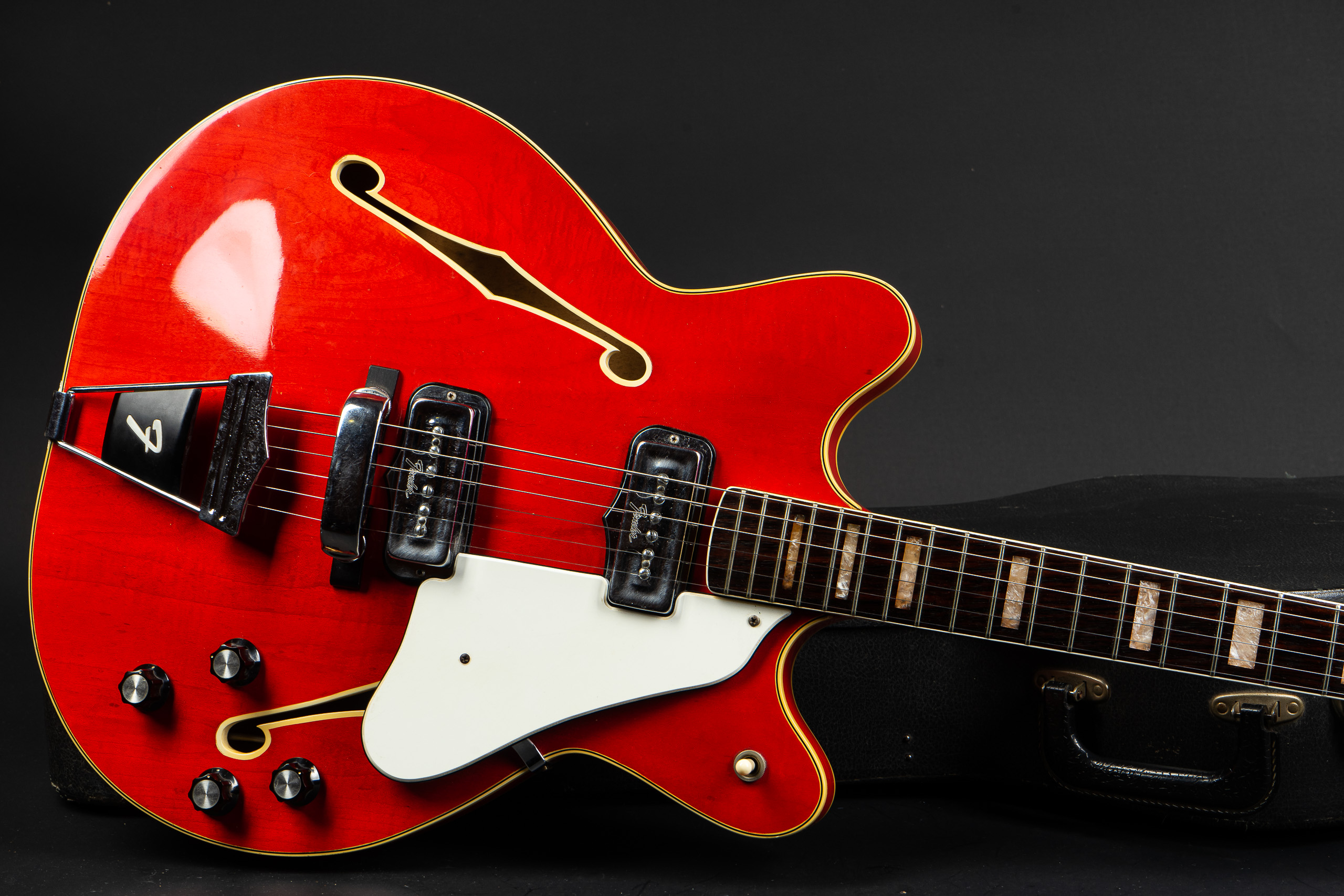 1967 Fender Coronado II - Cherry Red - GuitarPoint