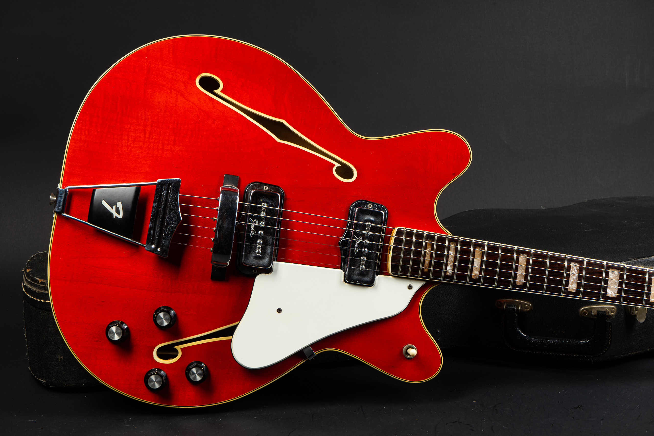 1967 Fender Coronado II - Cherry Red - GuitarPoint
