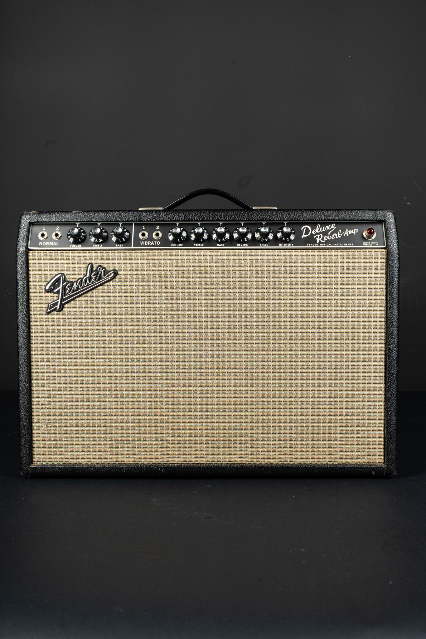 1967 Fender Deluxe Reverb AB763 – Blackface – GuitarPoint