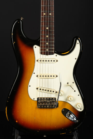 1967 Fender Stratocaster - Sunburst