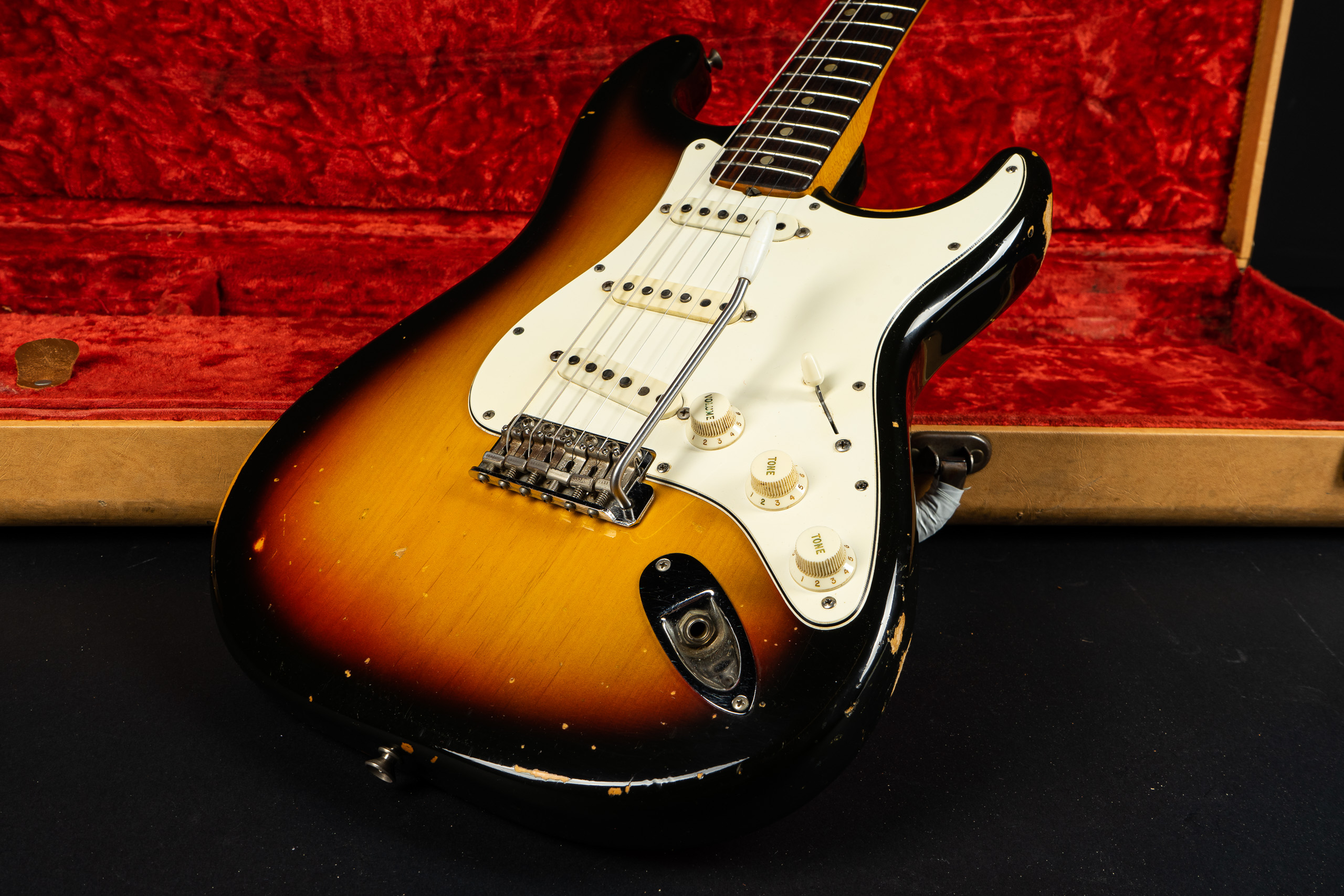 Fender Stratocaster／FAT50 搭載／超軽量 Pre-Wired Strat® Pickguard, Custom Shop Fat 50's SSS – Fender