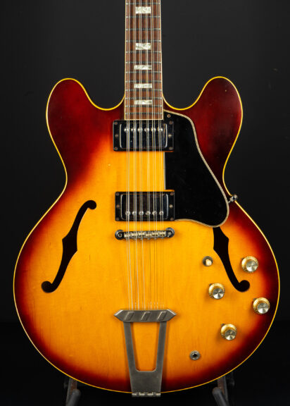 1967 Gibson ES-335 12-String - Sunburst