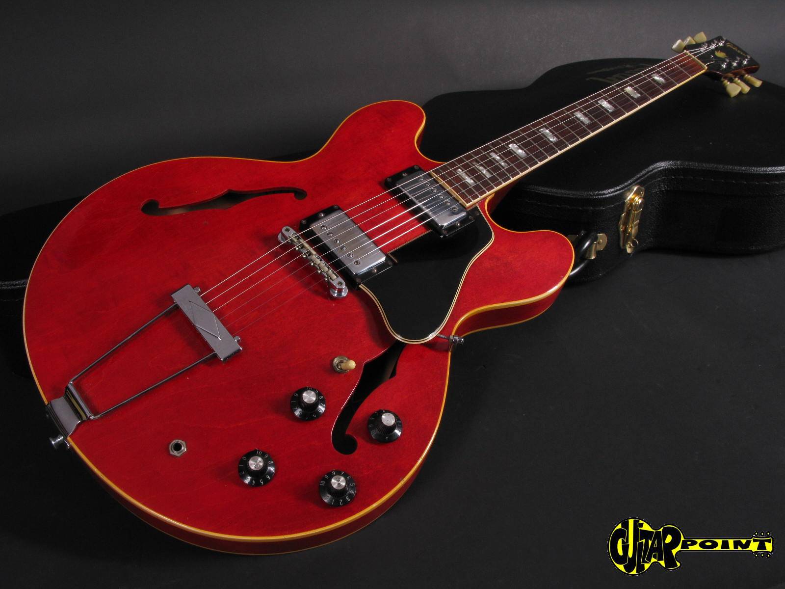 1967 Gibson ES-335 – Cherry – GuitarPoint