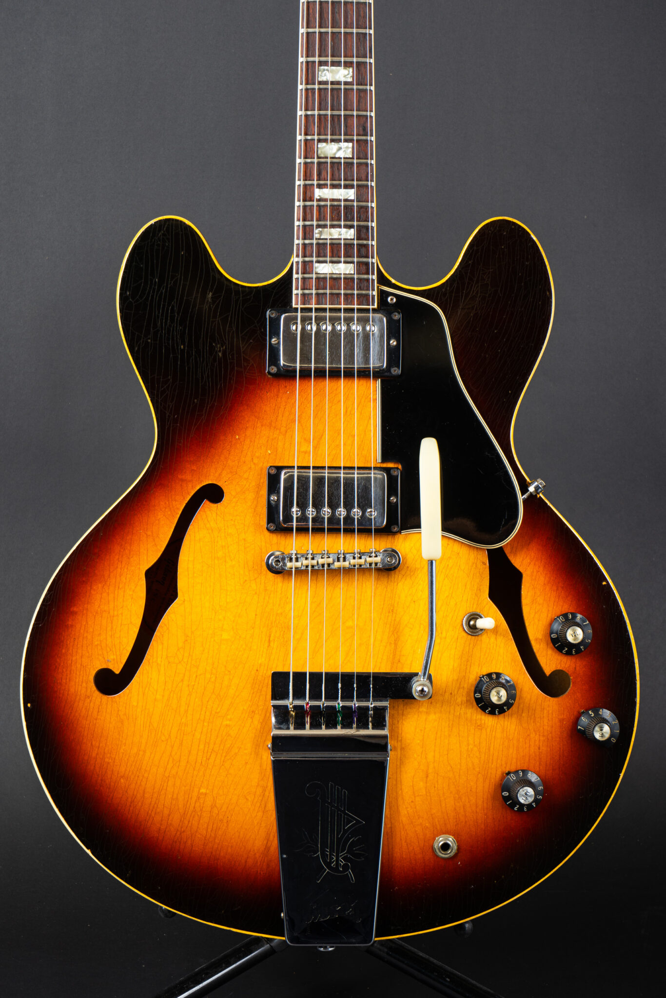 Gibsonエンドピン1967年 1967-Gibson-ES-335TD-09164-2-