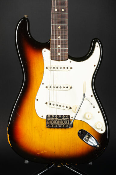1968 Fender Stratocaster - Sunburst