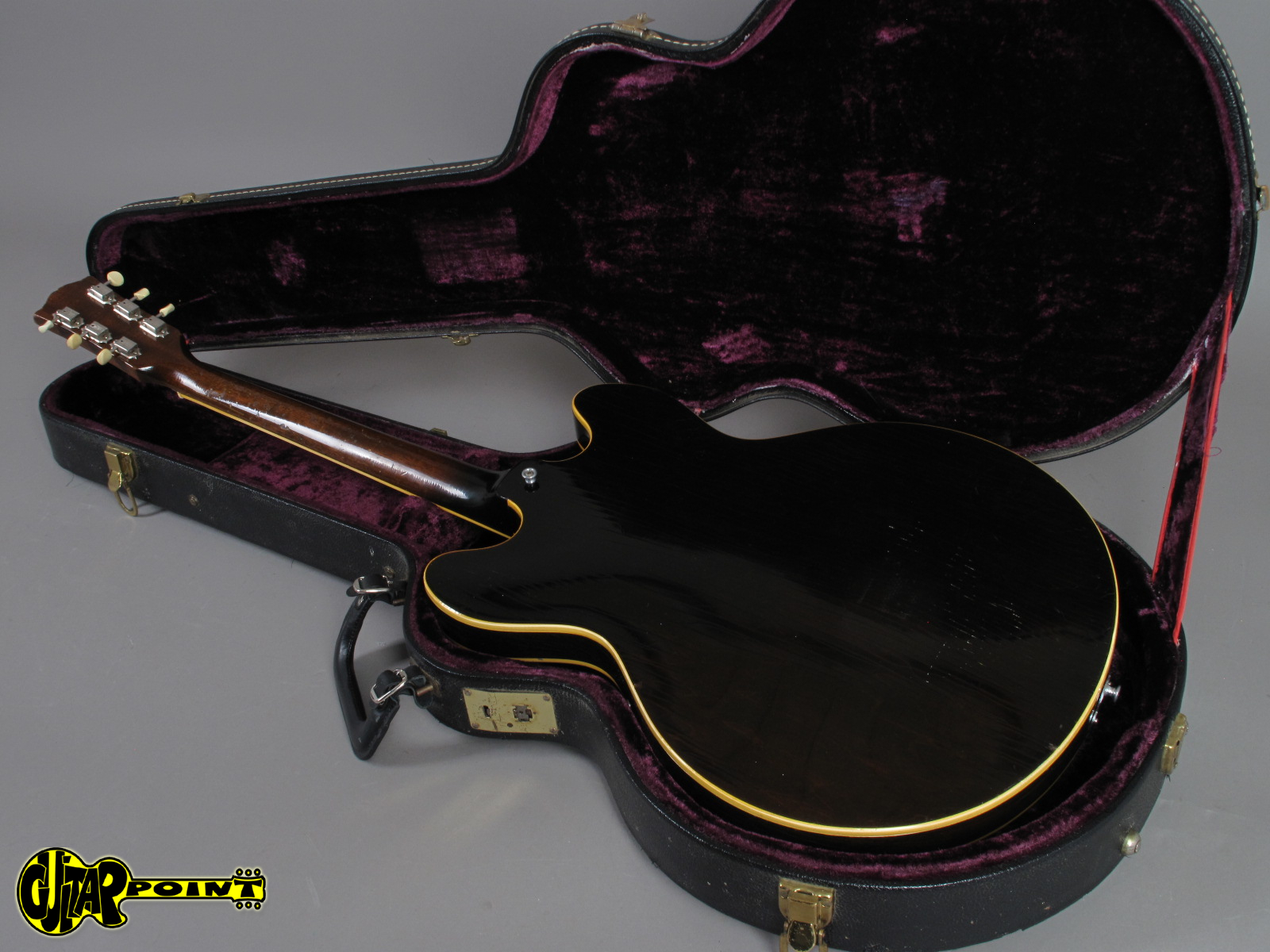 1968 Gibson ES-330 – Sunburst – GuitarPoint