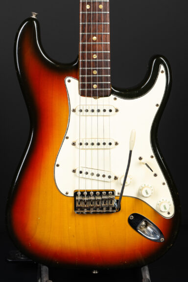 1969 Fender Stratocaster - Sunburst