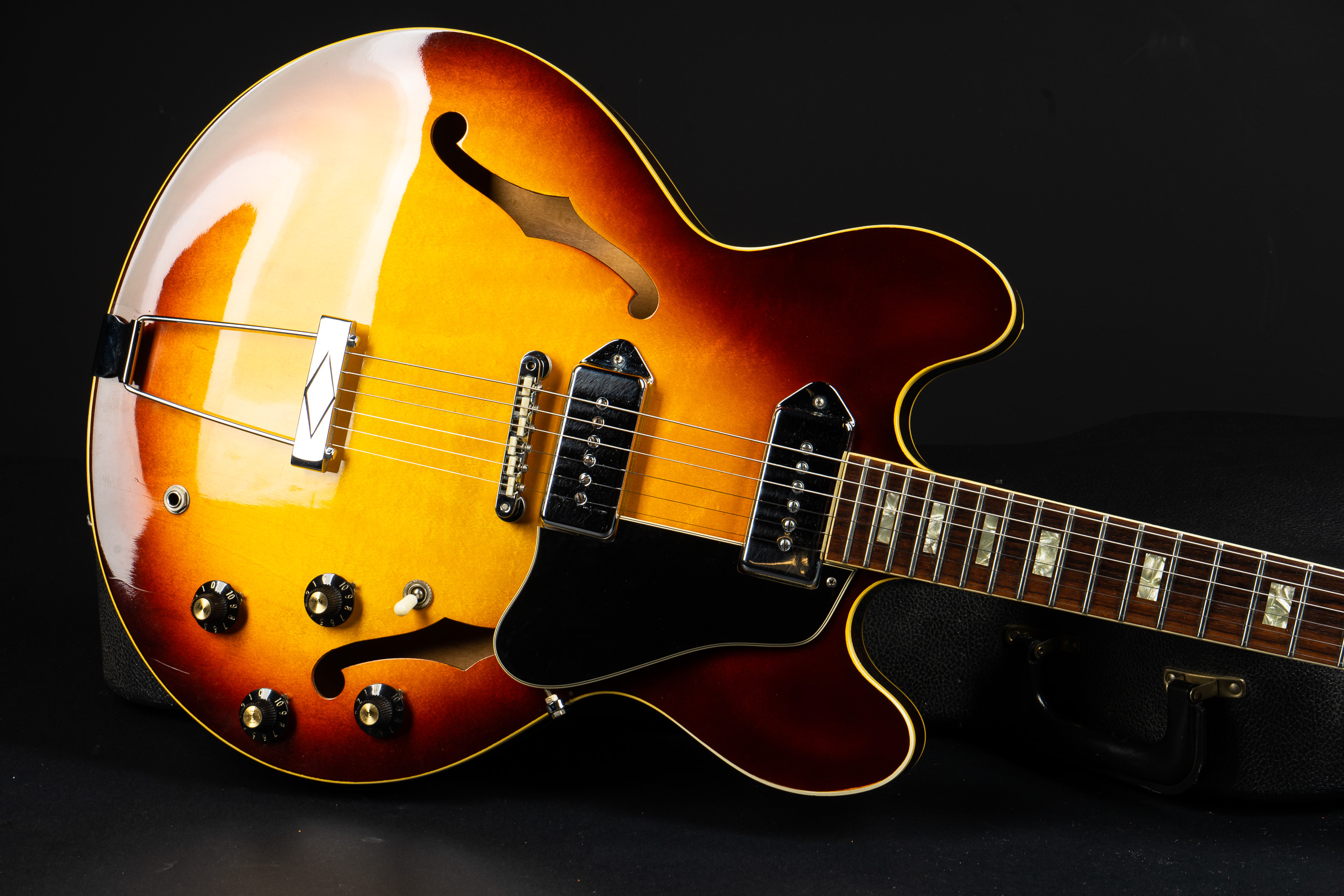 Gibson ES-330TD 1969年 ヴィンテージ ES-330 Vintage 1969 Gibson ES-330 TD Electric Guitar Sunburst