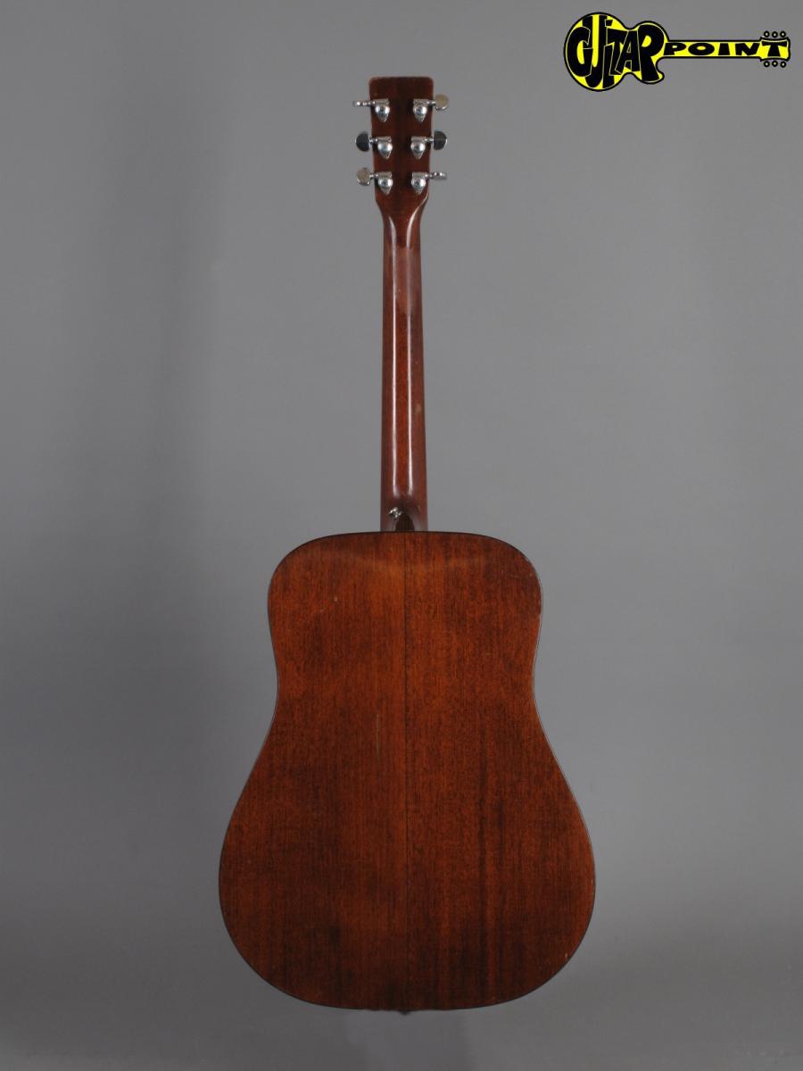 1969 Martin D-18 – Natural – GuitarPoint