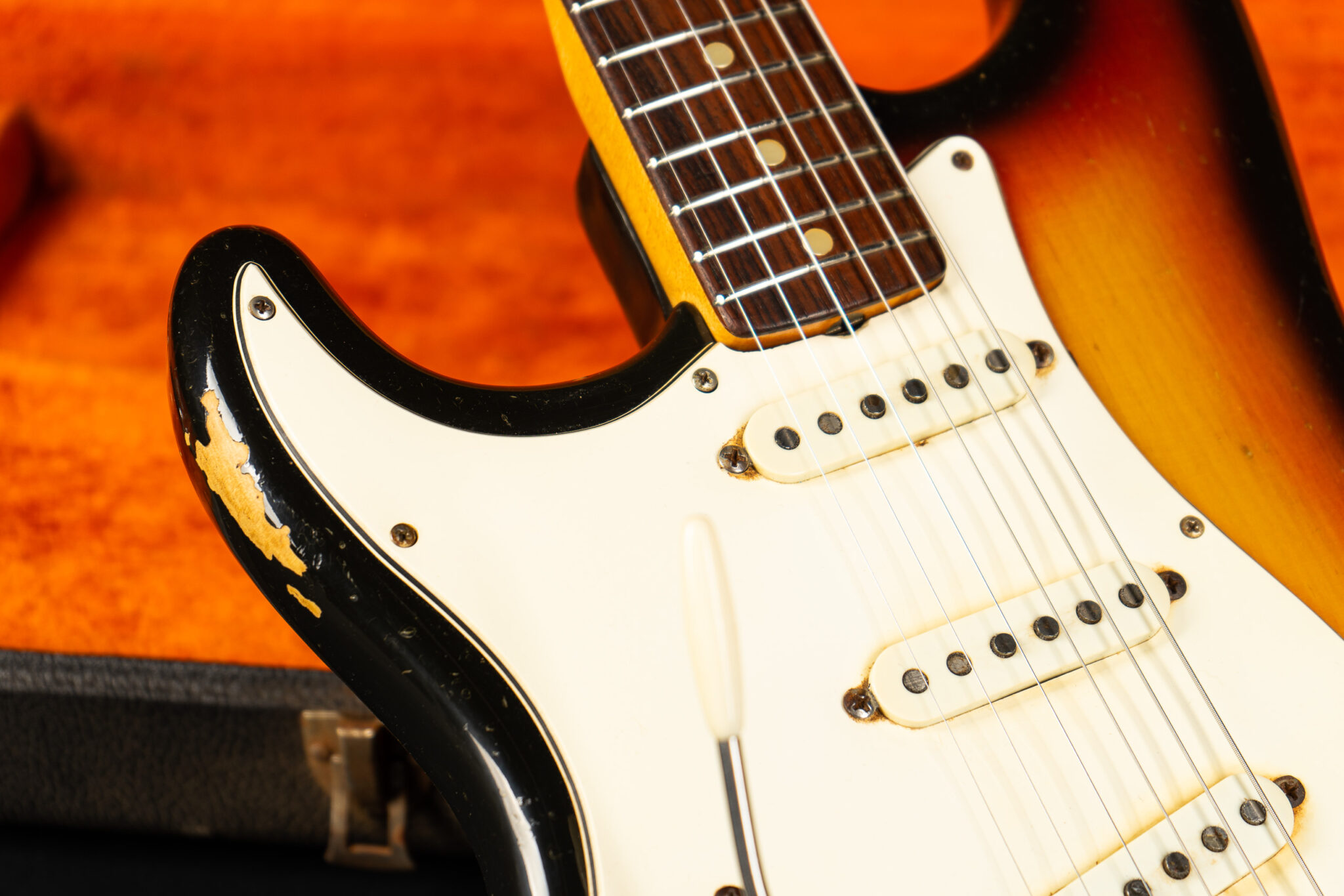 1970 Fender Stratocaster – Sunburst – Lefthand – GuitarPoint