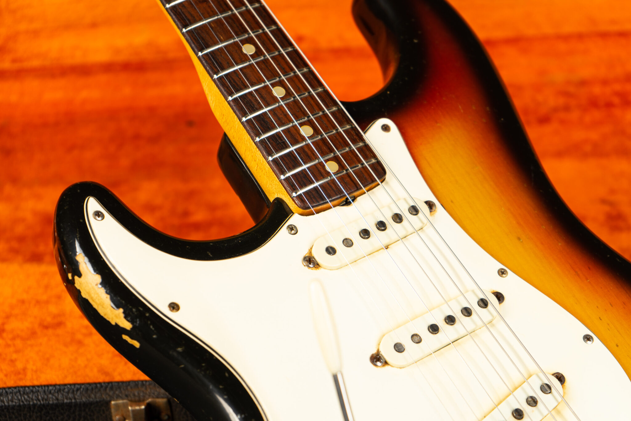 1970 Fender Stratocaster – Sunburst – Lefthand – GuitarPoint