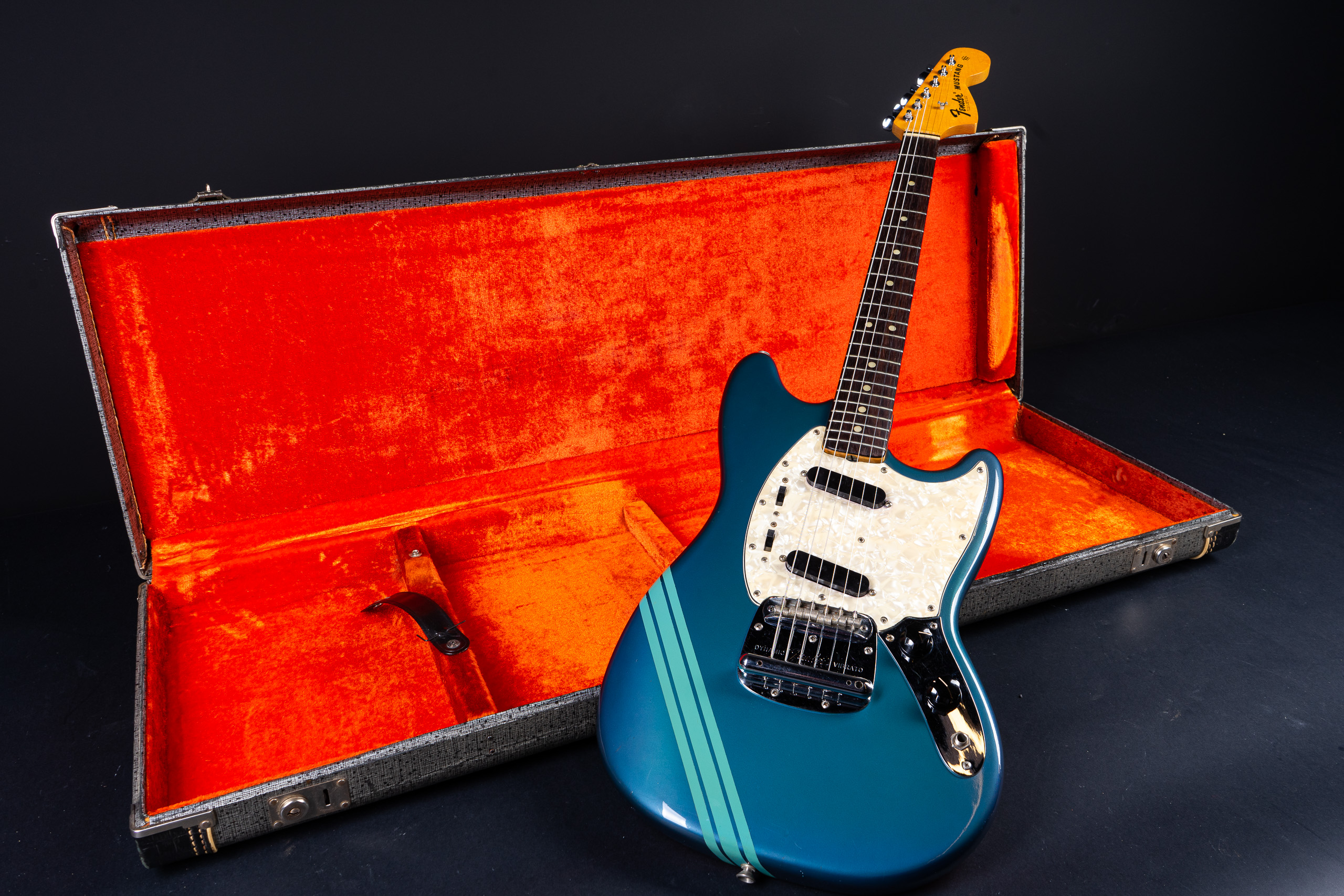 1973 Fender Mustang Competition - Blue - GuitarPoint