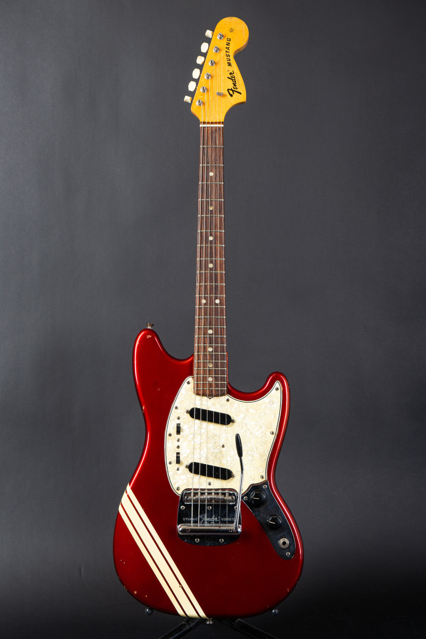 fender mustang competition red