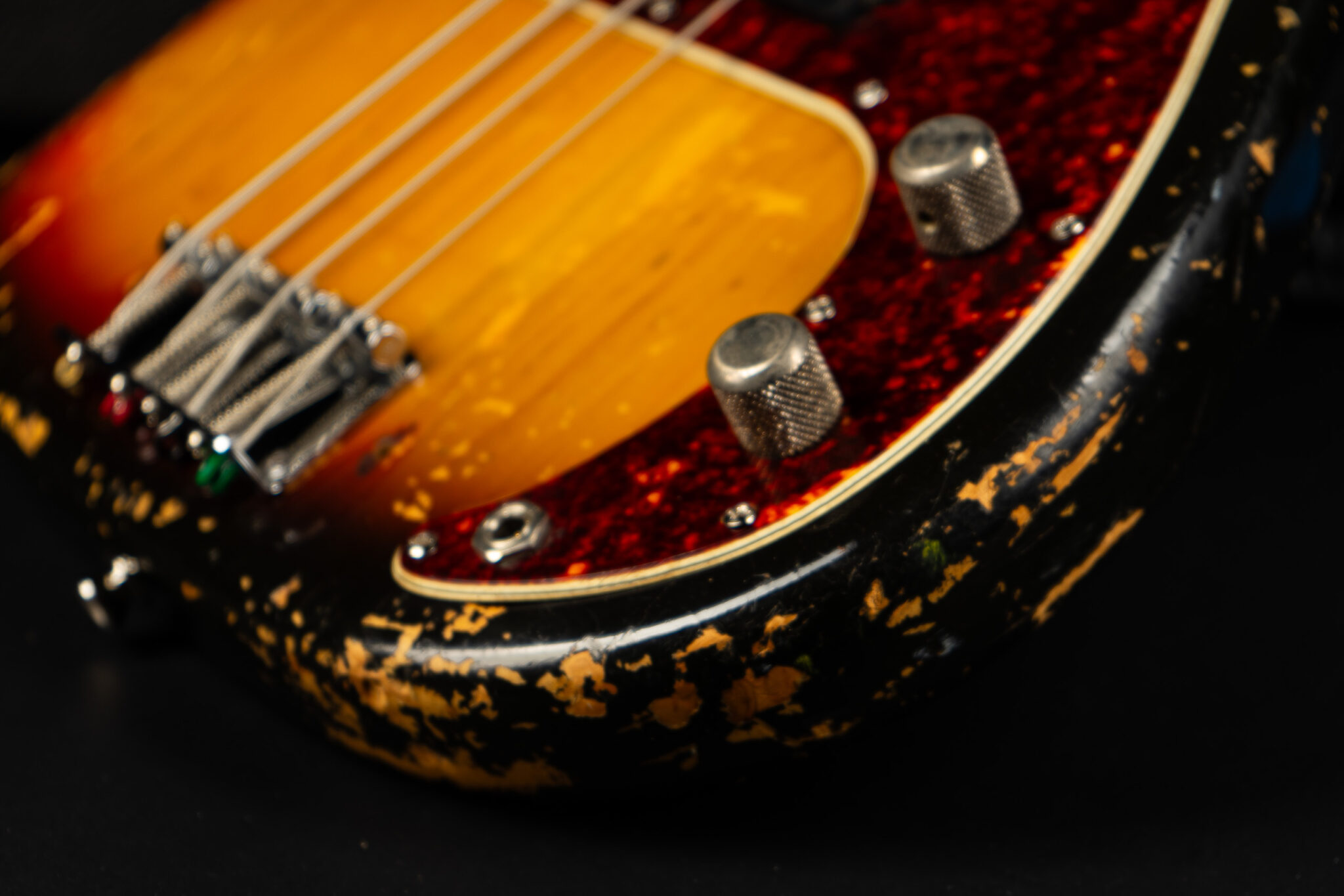 1971 Fender Precision Bass – Sunburst – GuitarPoint