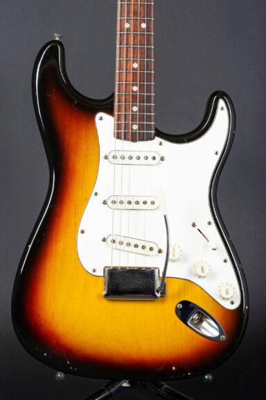 1971 Fender Stratocaster - Sunburst ...4-bolt!