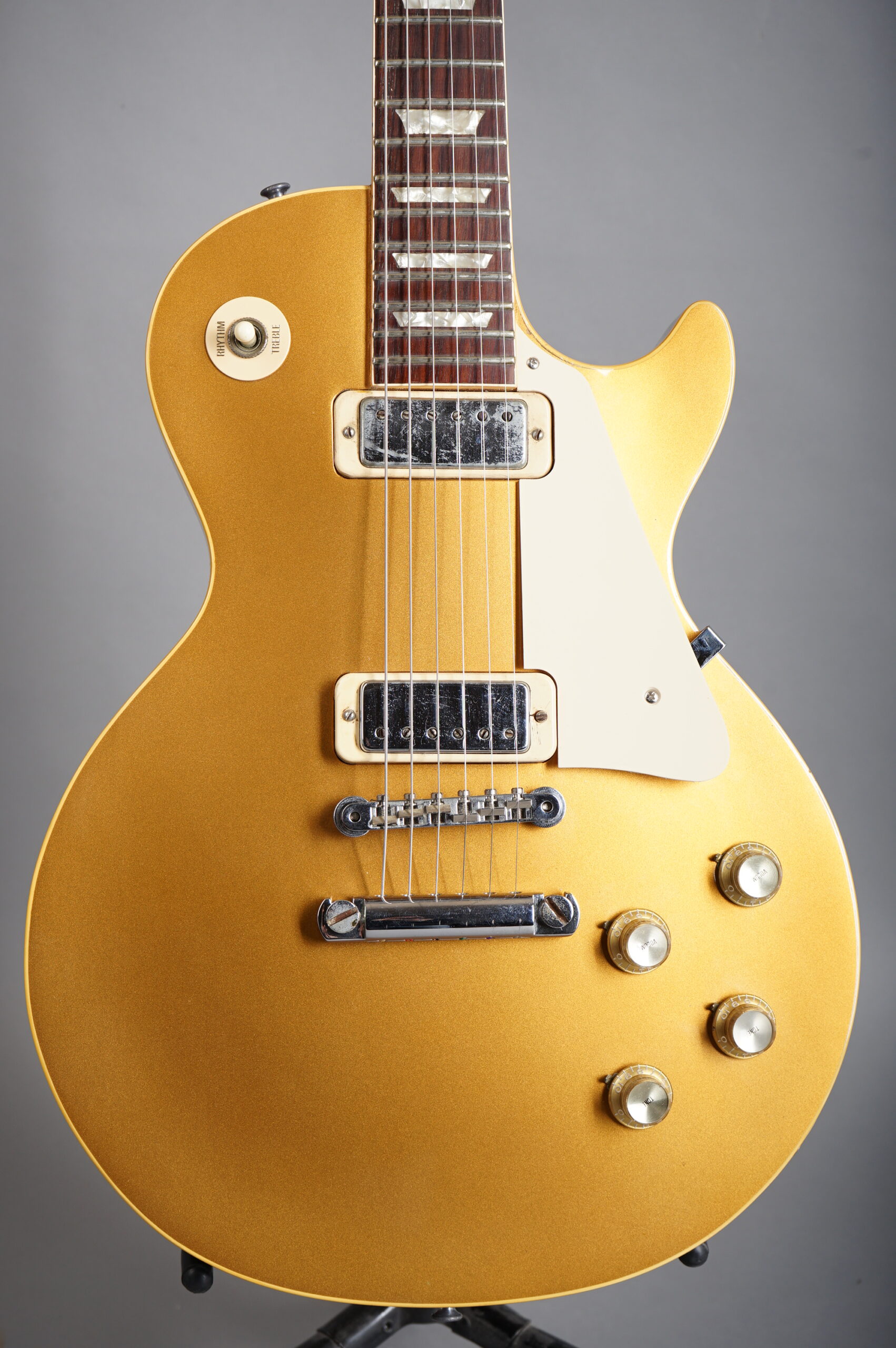 1971 Gibson Les Paul Deluxe – Goldtop (Refin) – GuitarPoint