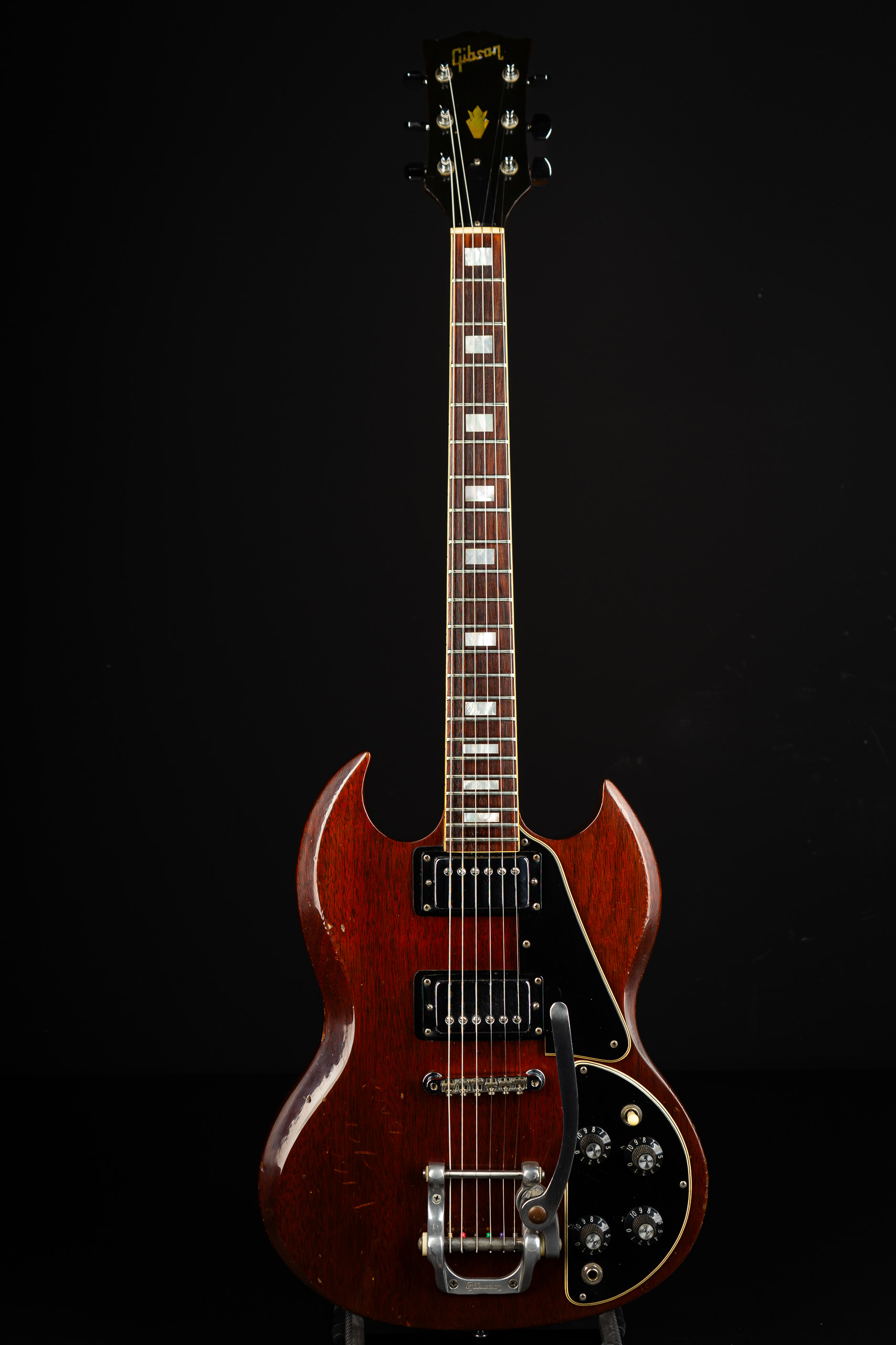 1971 Gibson SG Deluxe Bigsby - Cherry - GuitarPoint