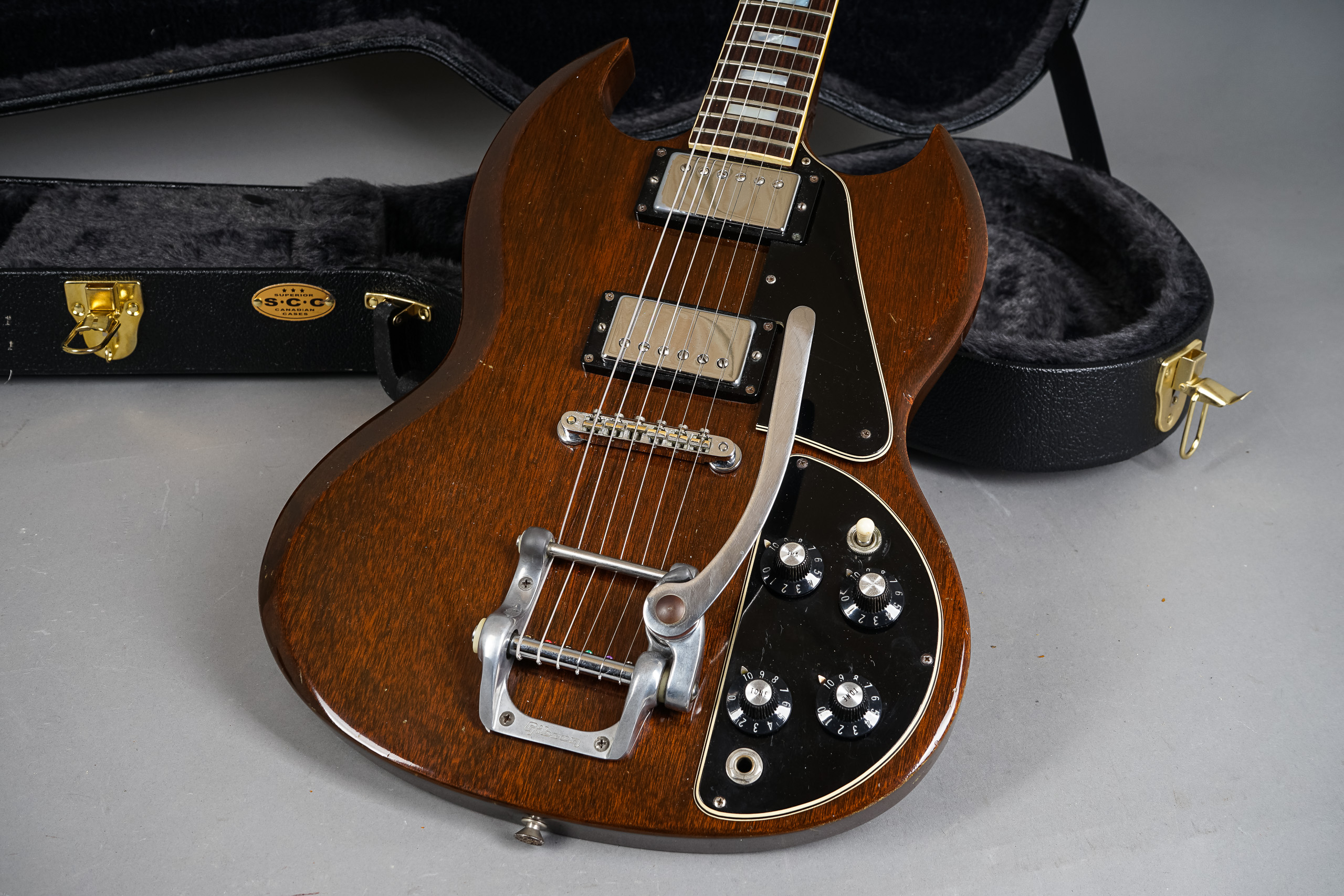 【希少ヴィンテージ】1971-72年製 Gibson SG-200 Walnut Gibson SG-200 1971 - 1972 | Reverb Canada