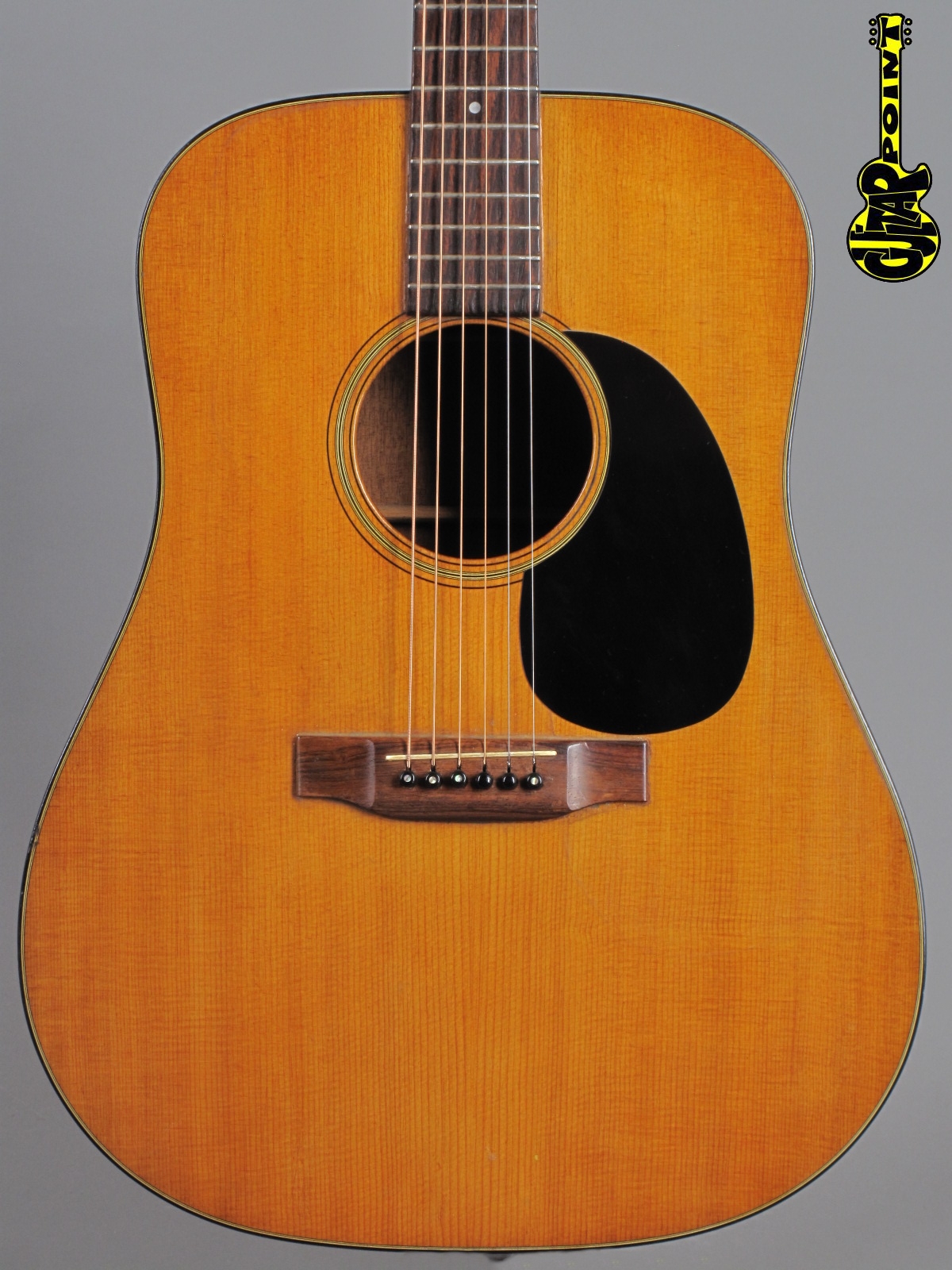 1971 Martin D-18 – Natural – GuitarPoint