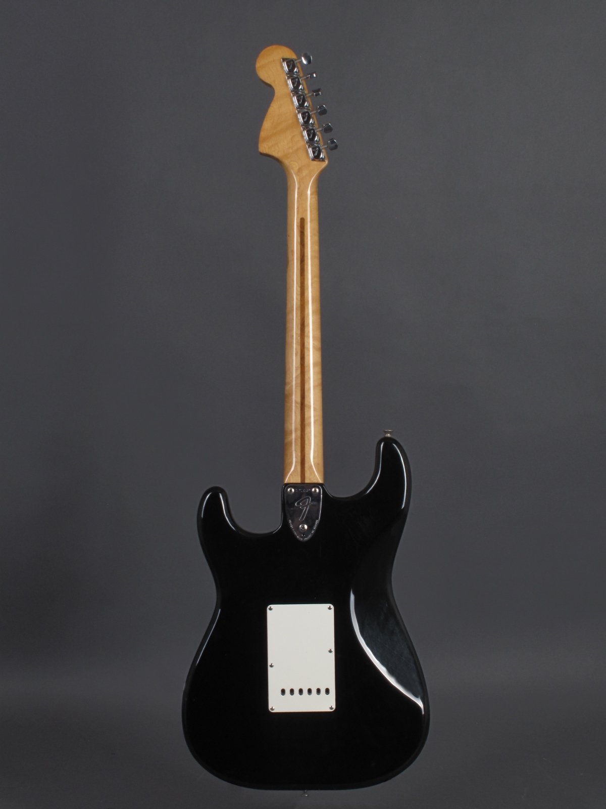 1972 Fender Stratocaster – Black (Rosewood board) – GuitarPoint