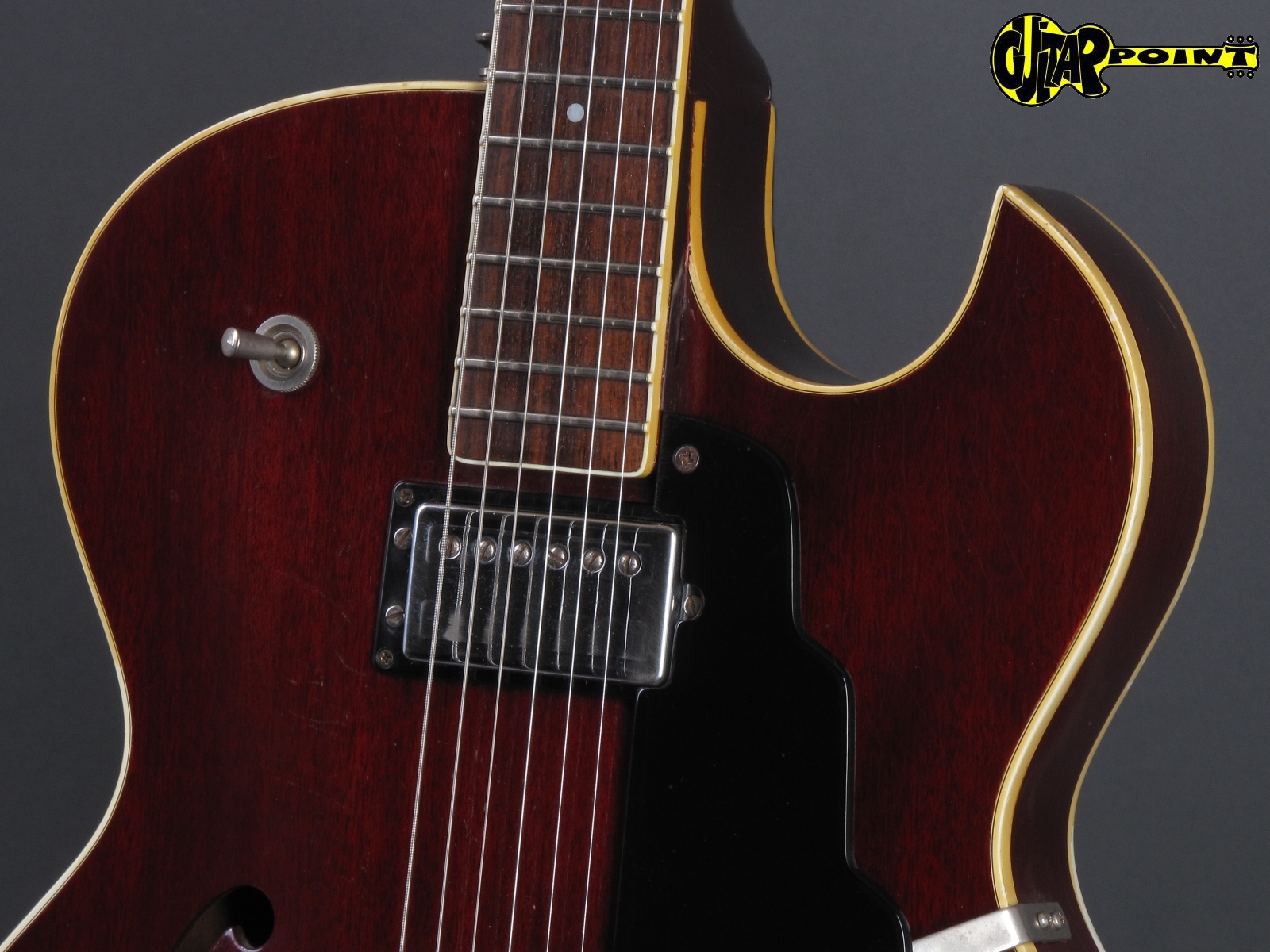1972 Guild Starfire III – Cherry – GuitarPoint