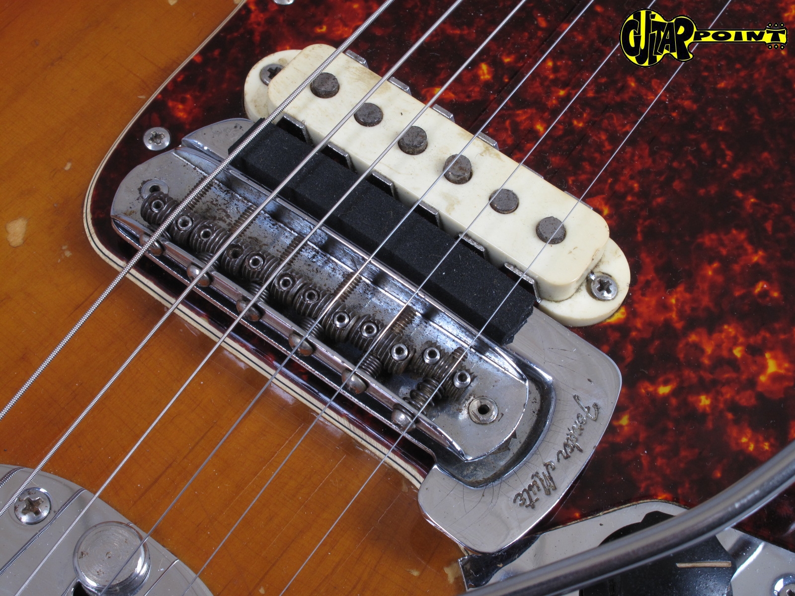 1973 Fender Jaguar – 3-tone Sunburst – GuitarPoint