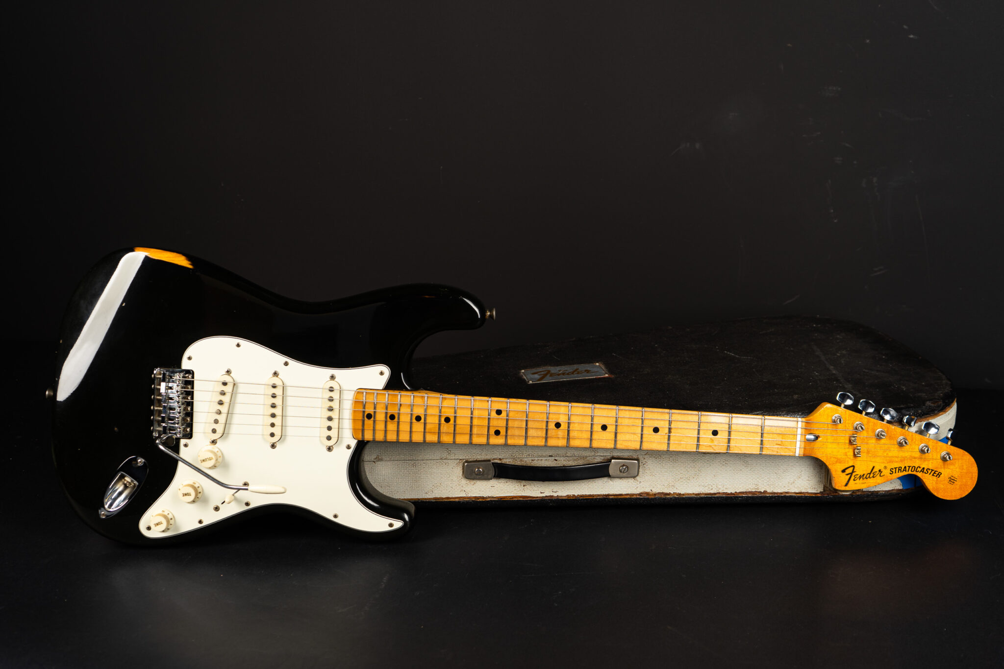 ギター FENDER 1973 BLACK BOBBIN PU ギター FENDER 1973 BLACK BOBBIN PU ギター FENDER 1973 BLACK