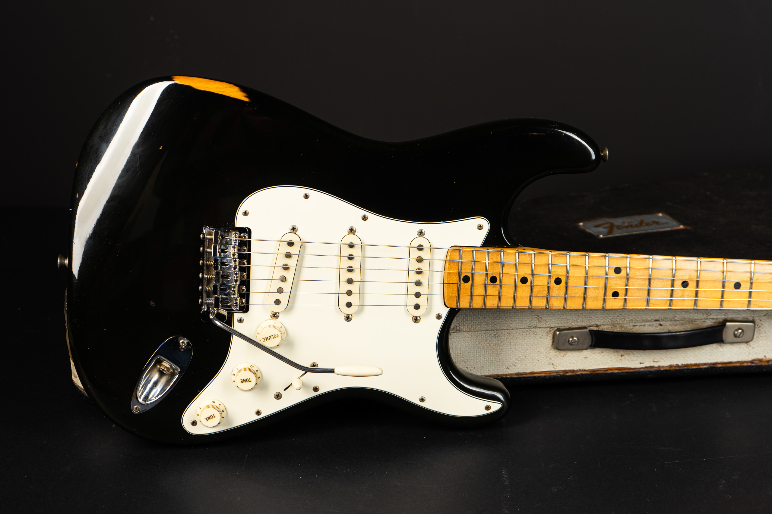 1973 Fender Stratocaster - Black - GuitarPoint
