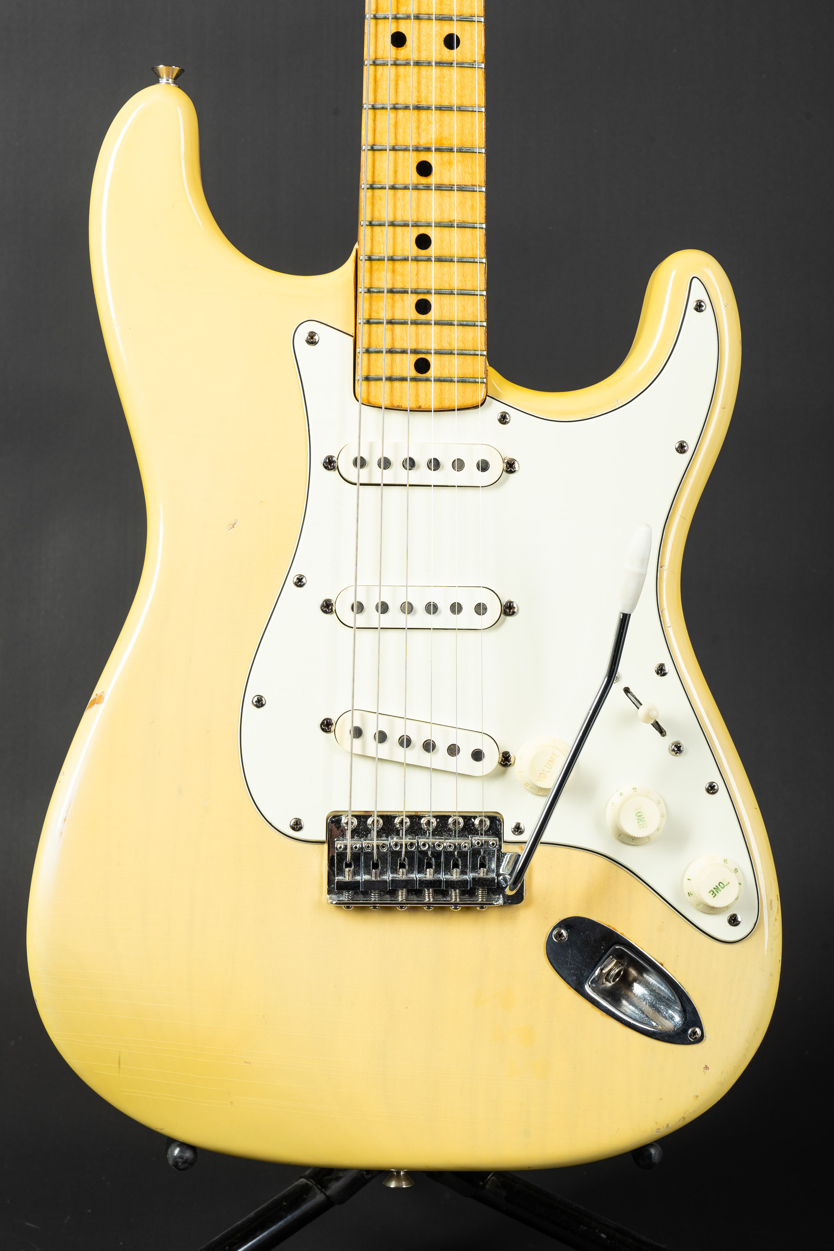 1973 Fender Stratocaster – Blond – GuitarPoint