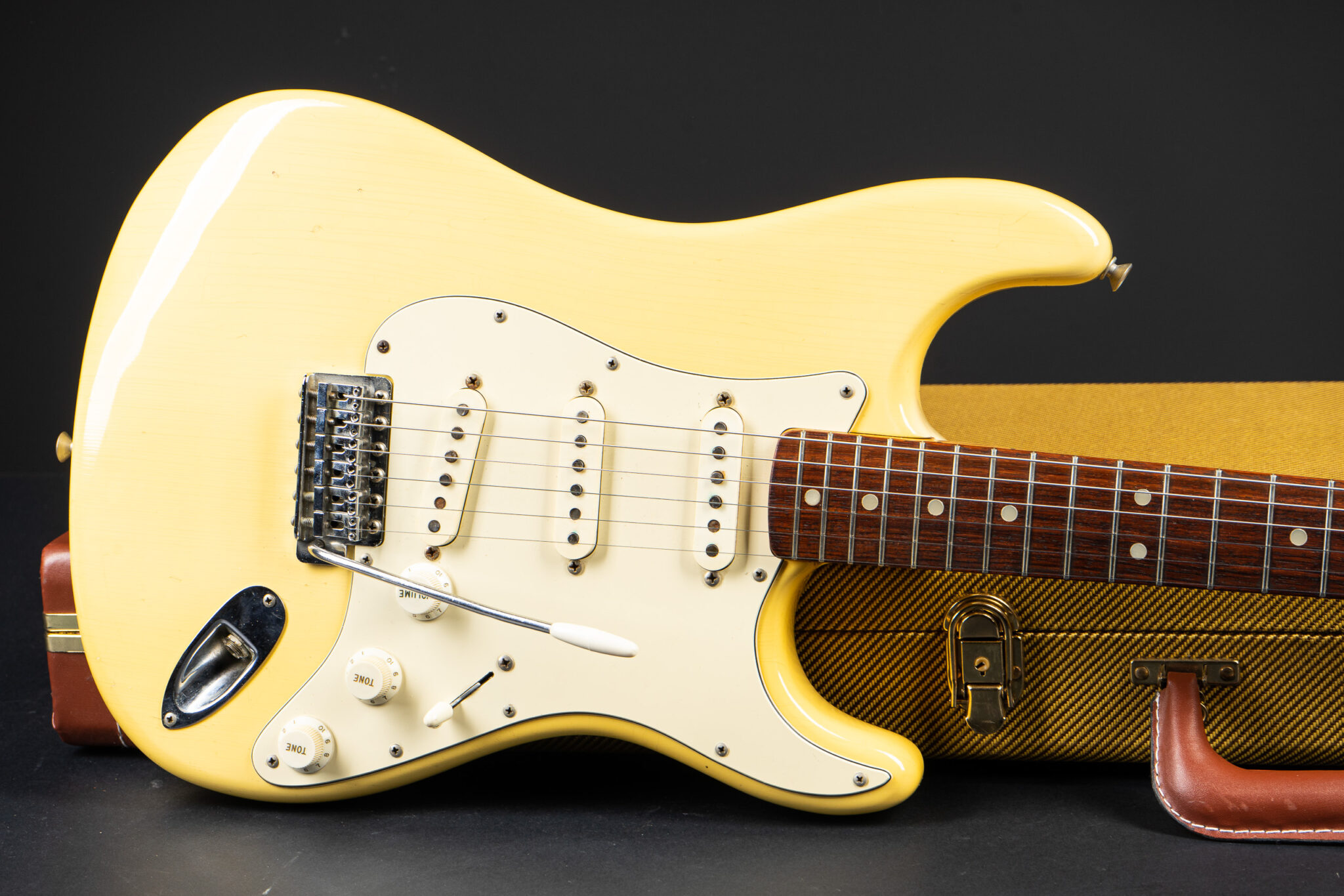 1973 Fender Stratocaster – Olympic White (Refin) – GuitarPoint