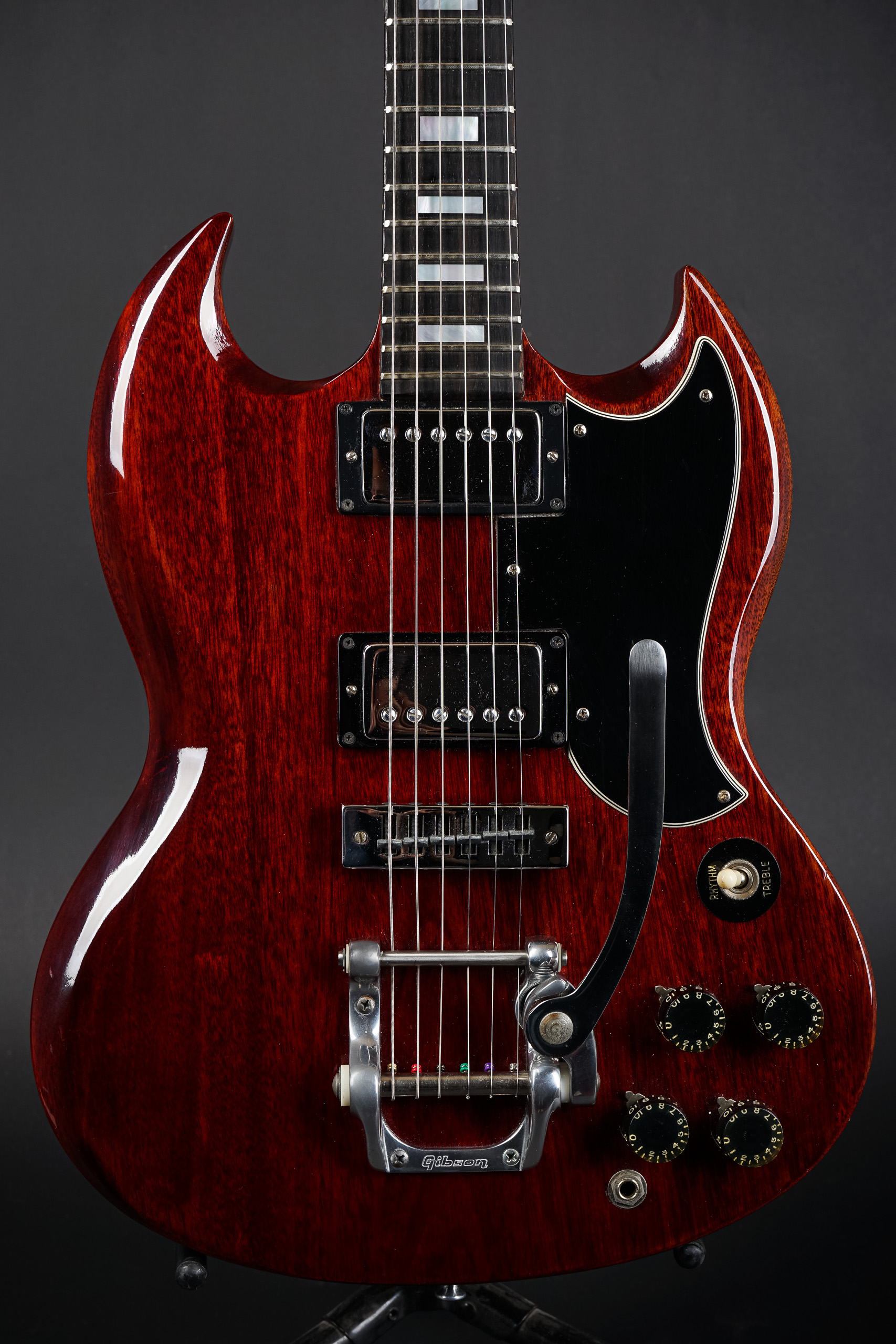 Gibson SG スタンダード1973年製　ヴィンテージ Gibson SG Standard Cherry 1973 – Chicago Music Exchange