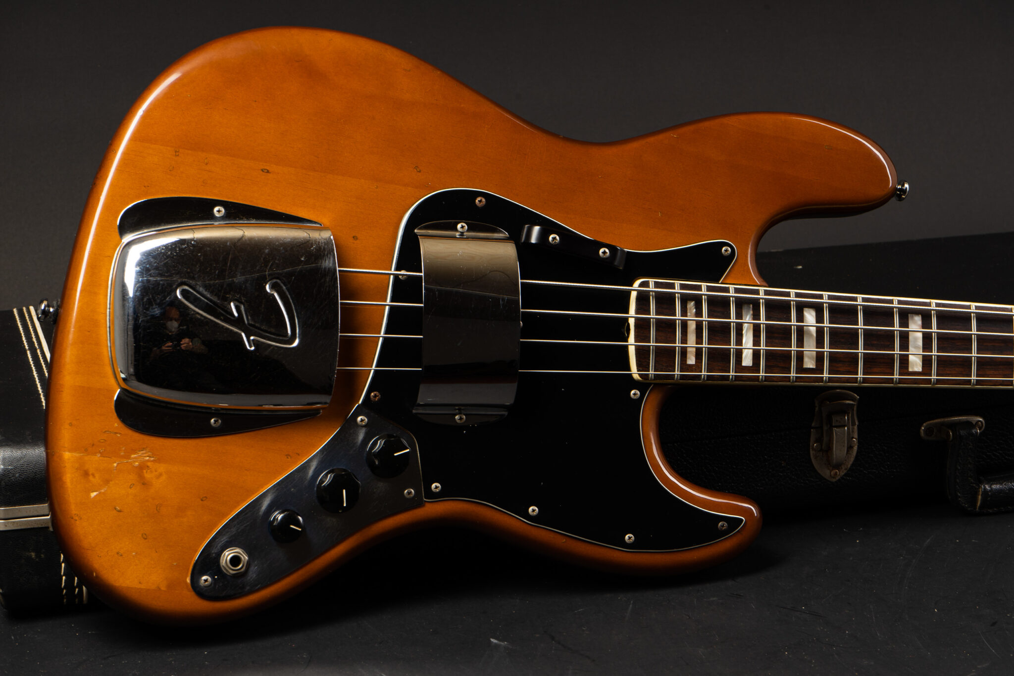 1974 Fender Jazz Bass – Mocha – GuitarPoint