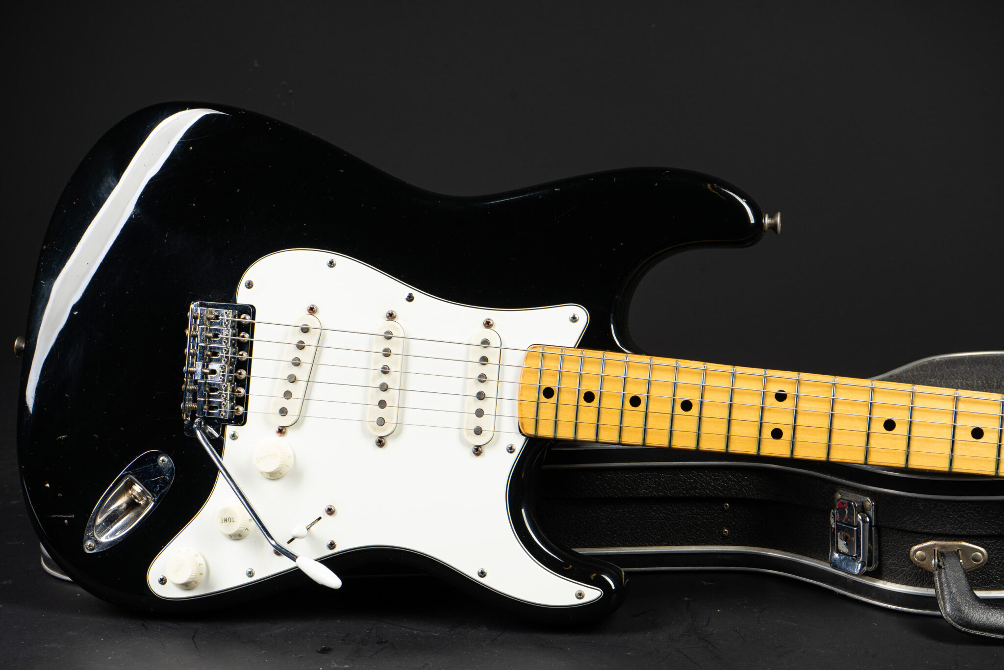 1974 Fender Stratocaster – Black – GuitarPoint