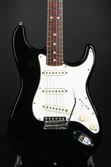 1974 Fender Stratocaster - Black ...clean